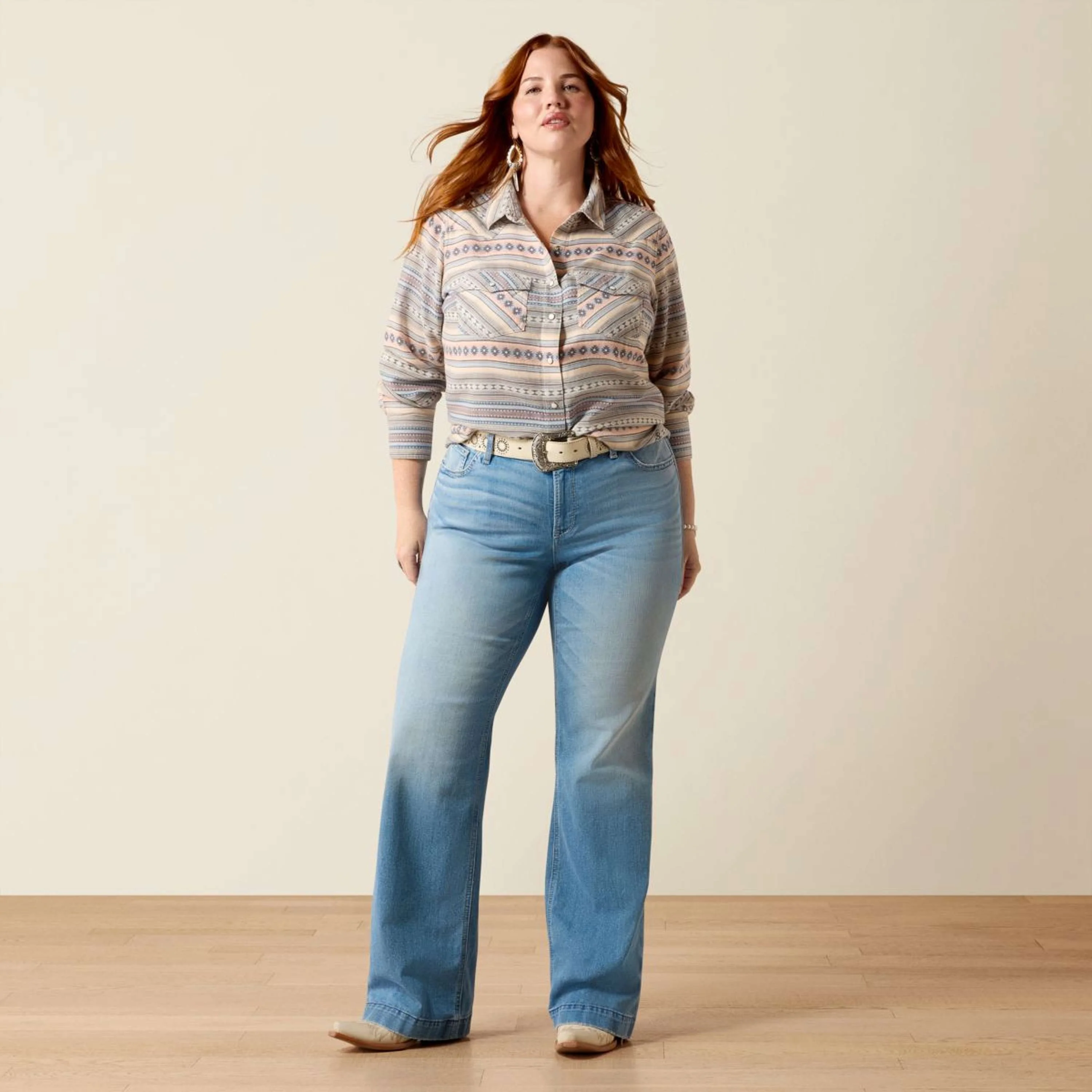 Ariat Bluse Arizona Western Damen Ombre Blue Southwest - Image 5