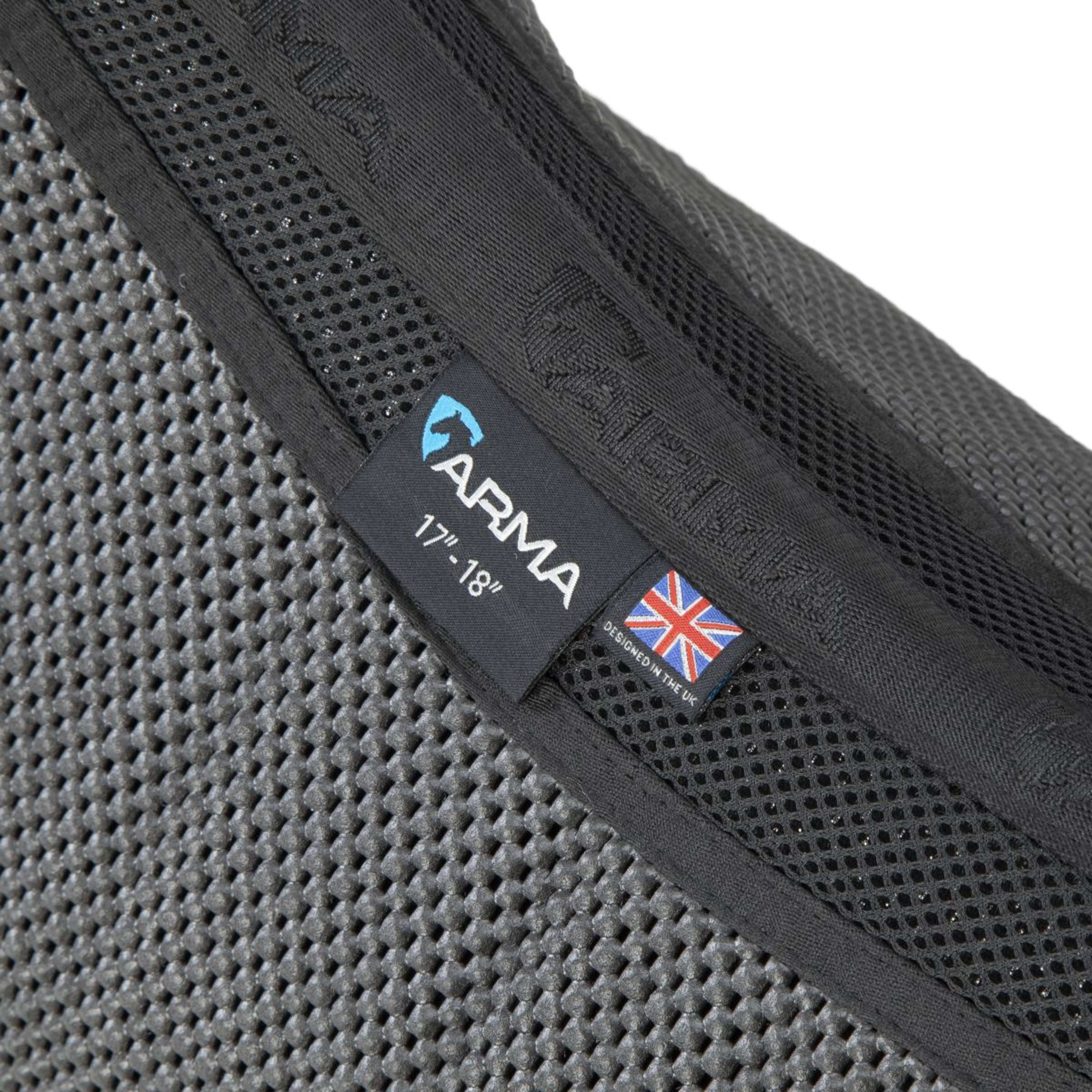 Arma by Shires Schabracke Soft Grip Springen Schwarz - Image 3
