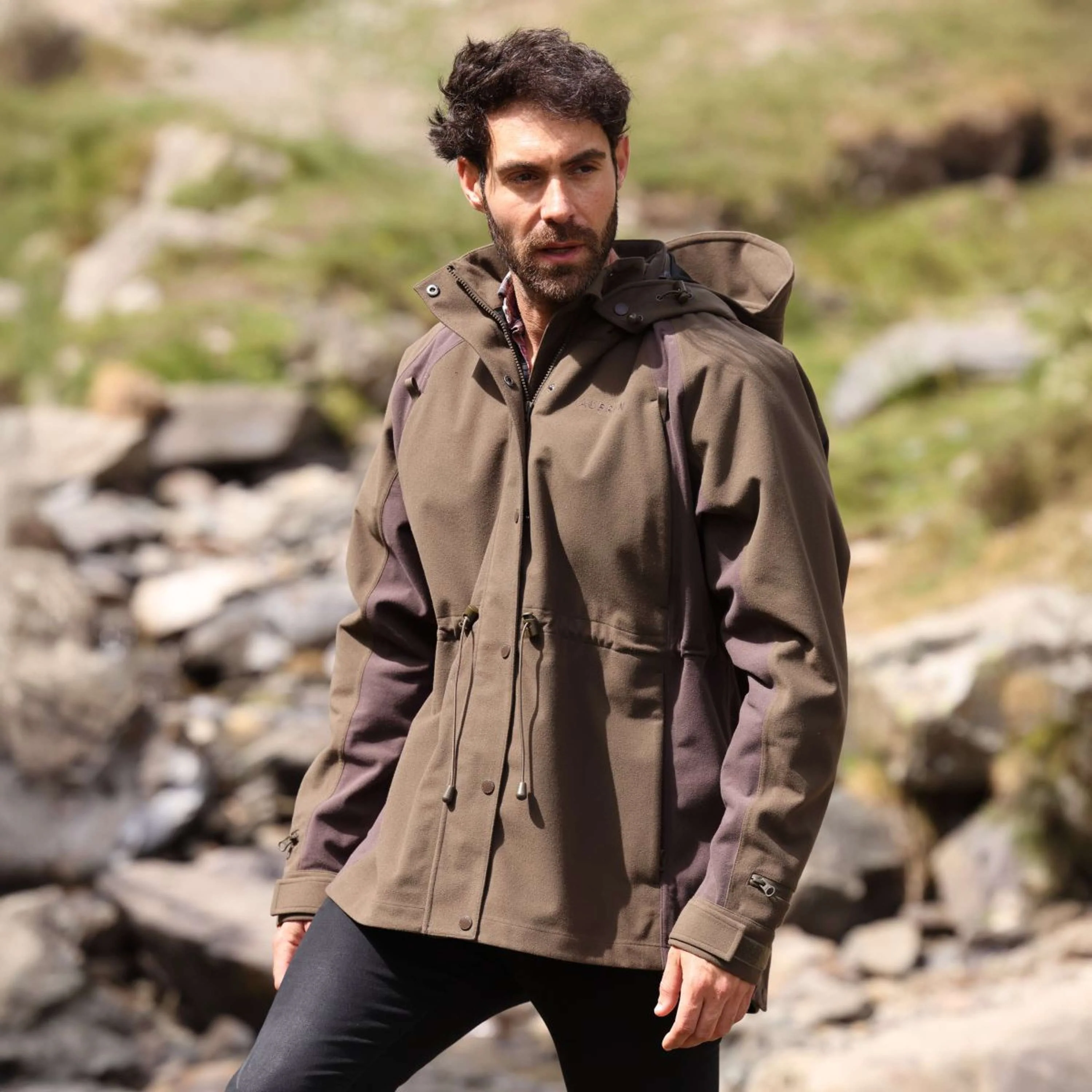 Aubrion by Shires Jacke Heritage Dunkelolive - Image 31