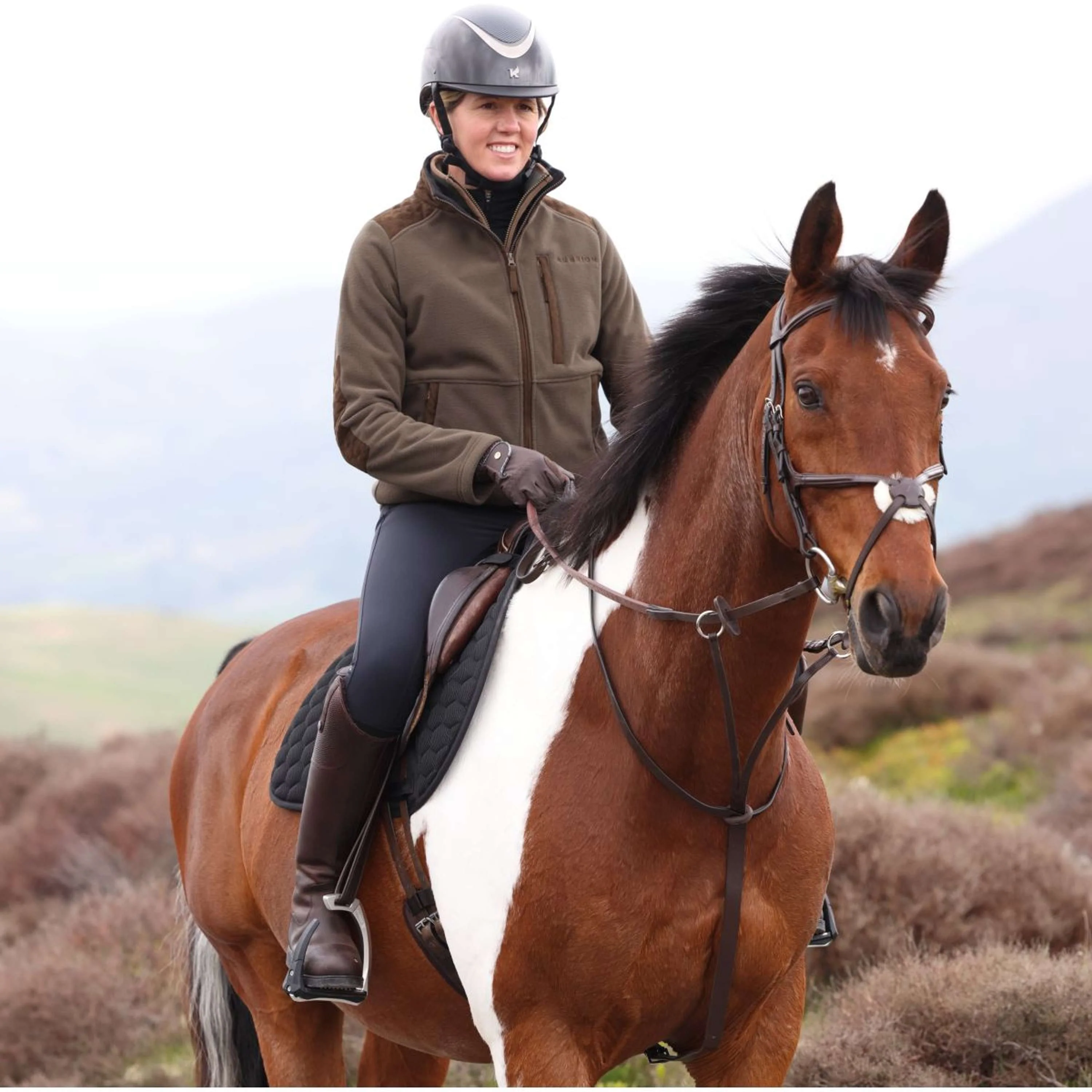 Aubrion by Shires Jacke Heritage Fleece Dunkelolive - Image 12