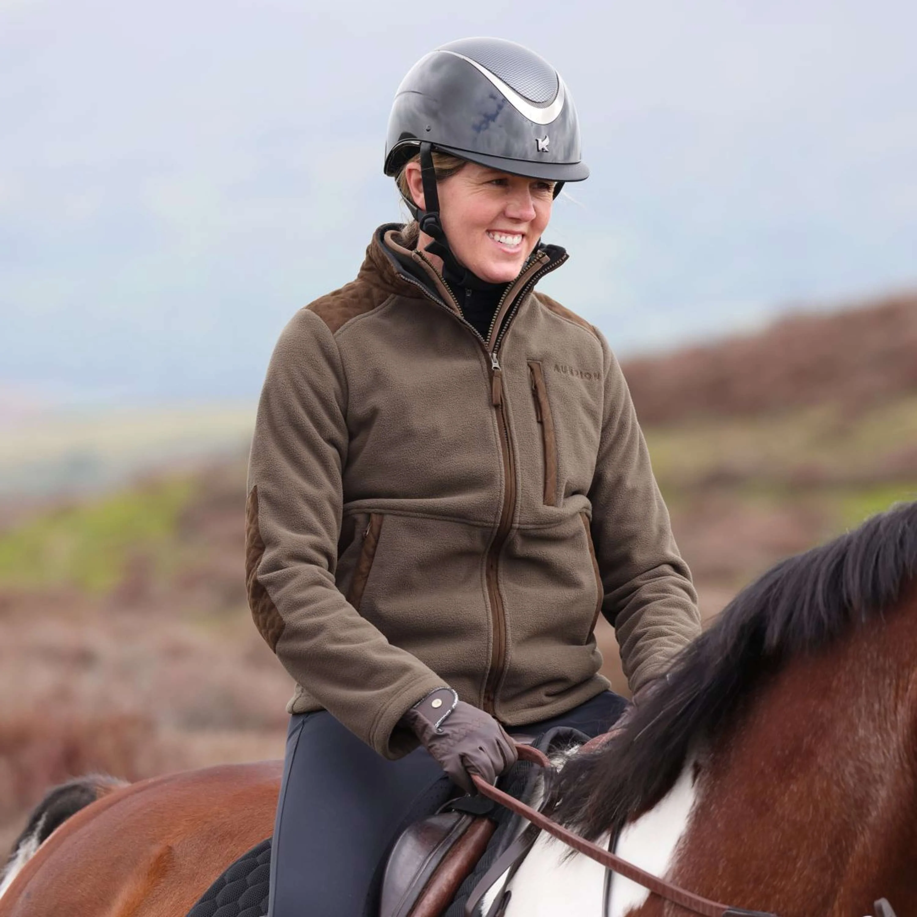 Aubrion by Shires Jacke Heritage Fleece Dunkelolive - Image 16