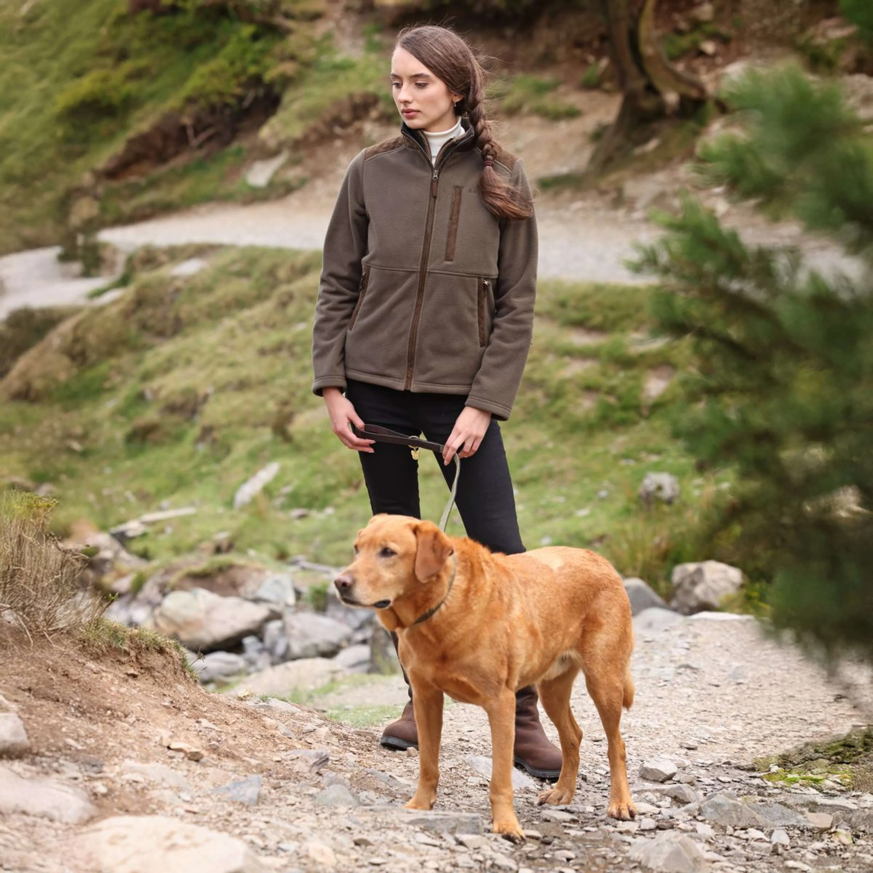 Aubrion by Shires Jacke Heritage Fleece Dunkelolive - Image 31