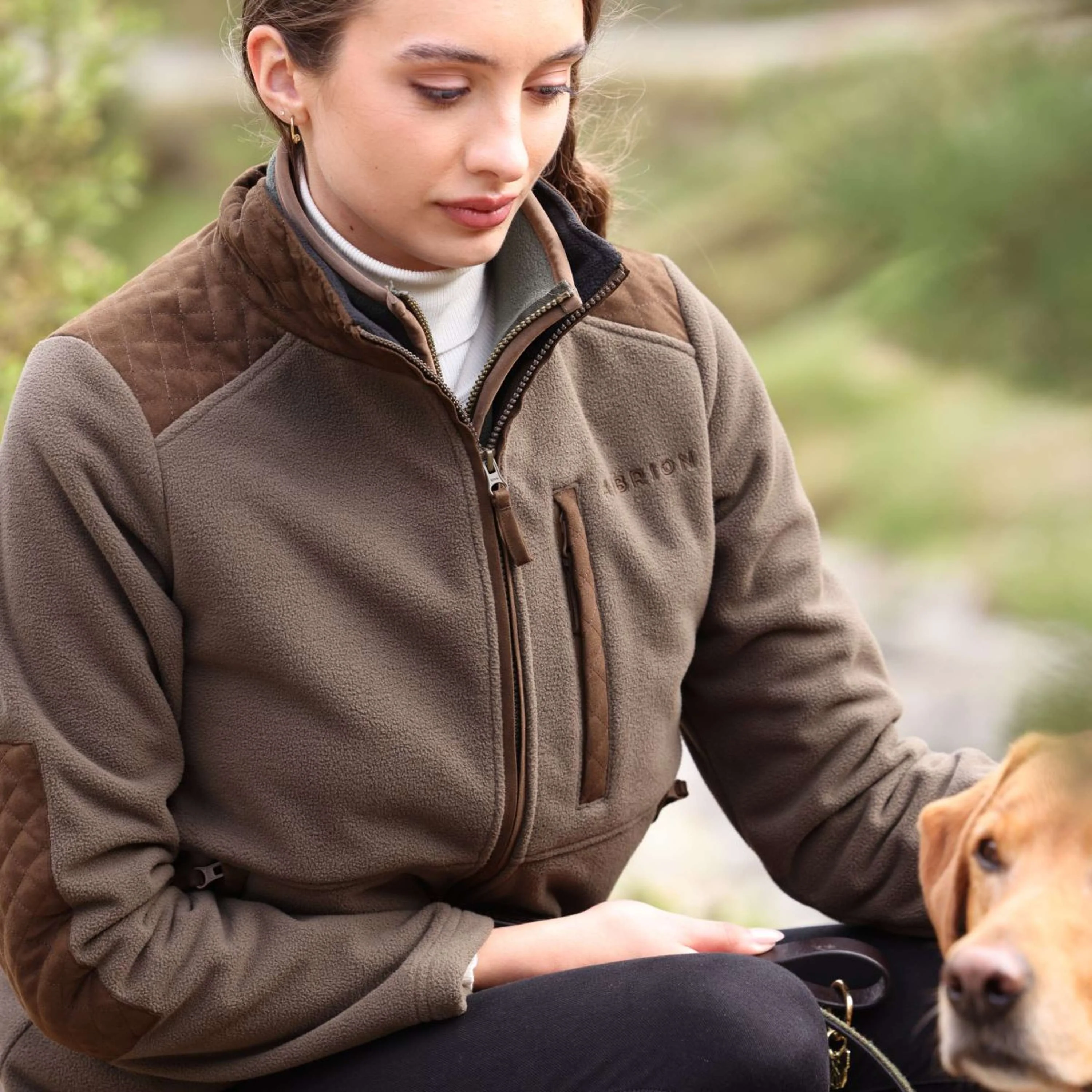 Aubrion by Shires Jacke Heritage Fleece Dunkelolive - Image 33