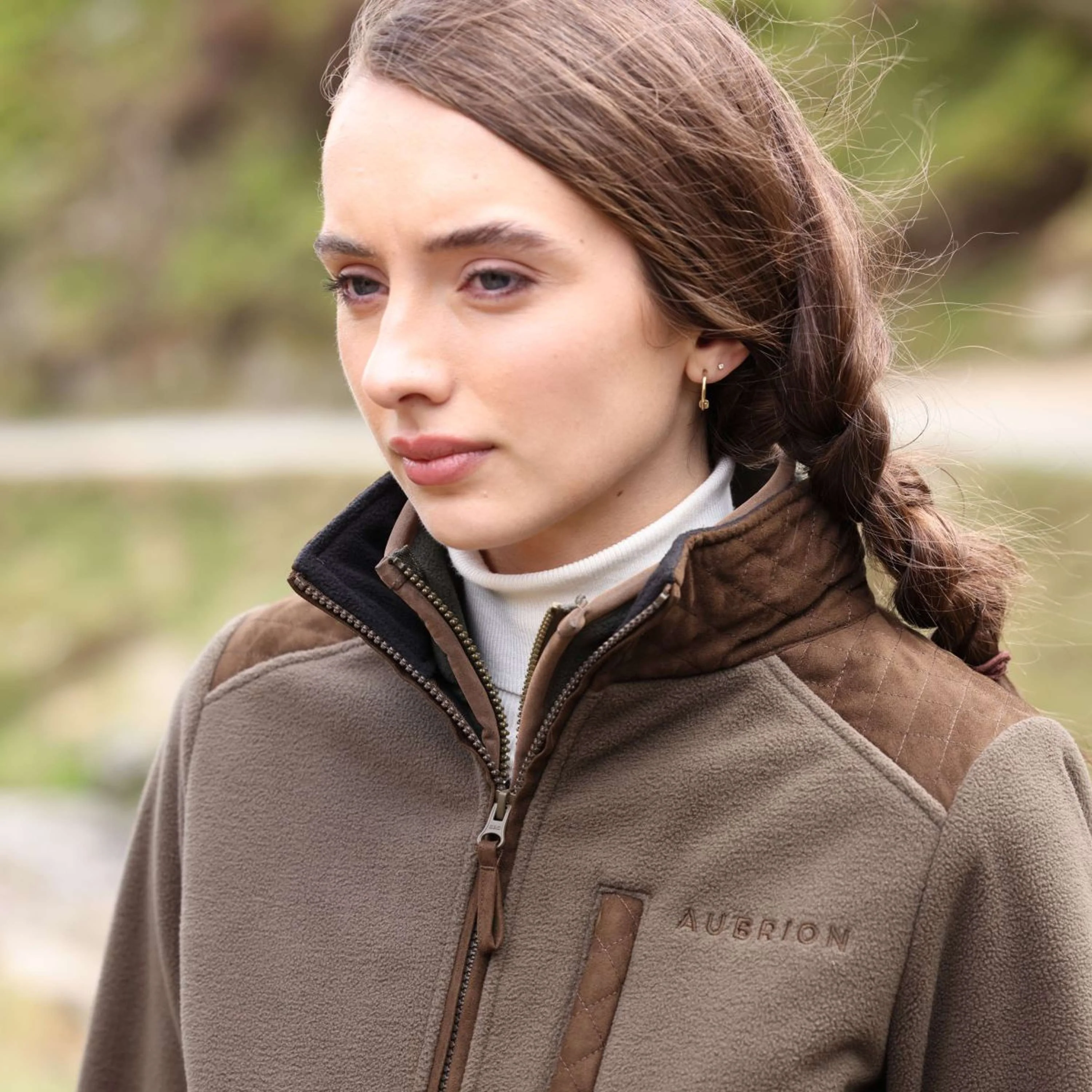 Aubrion by Shires Jacke Heritage Fleece Dunkelolive - Image 35