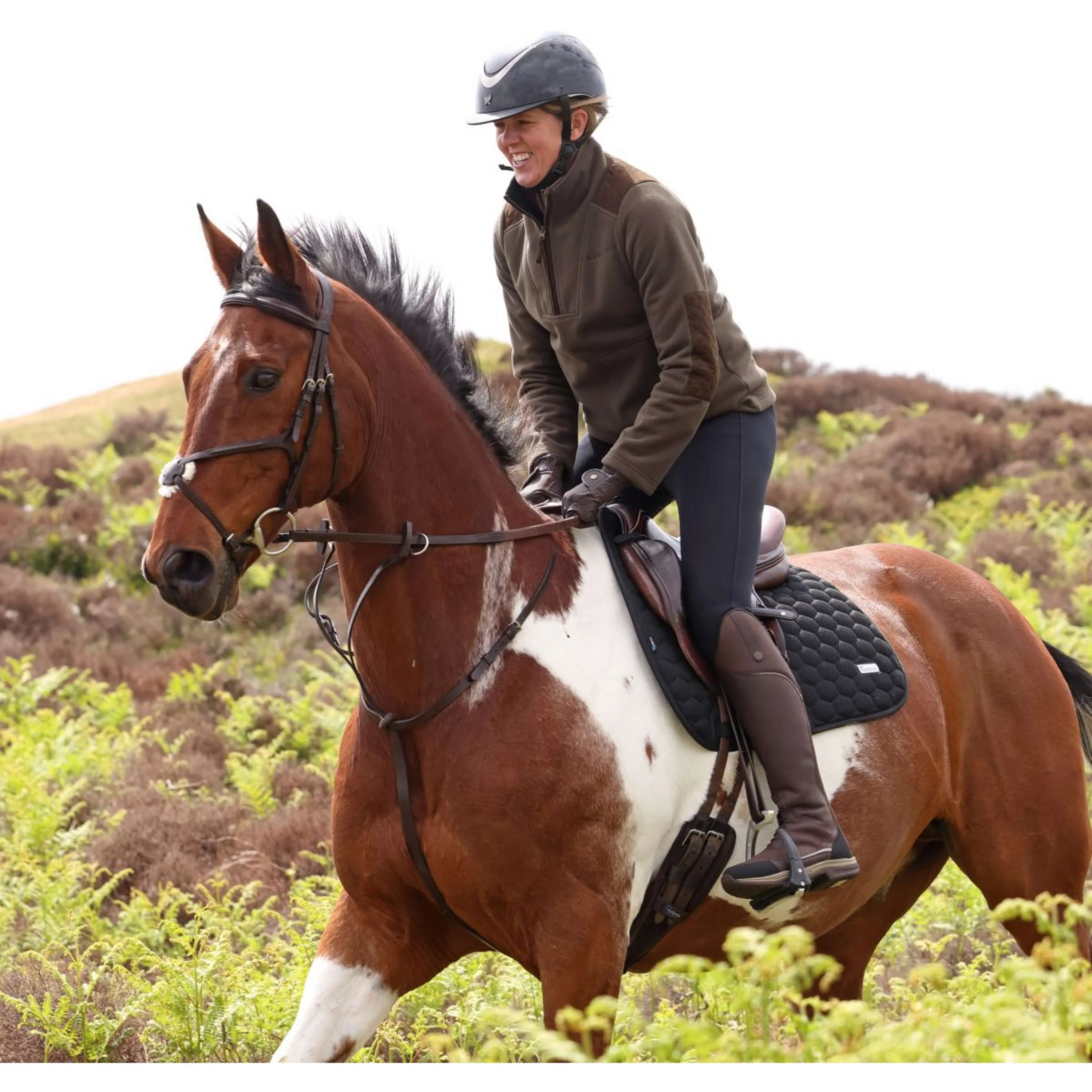 Aubrion by Shires Pullover Heritage Fleece Dunkelolive - Image 13