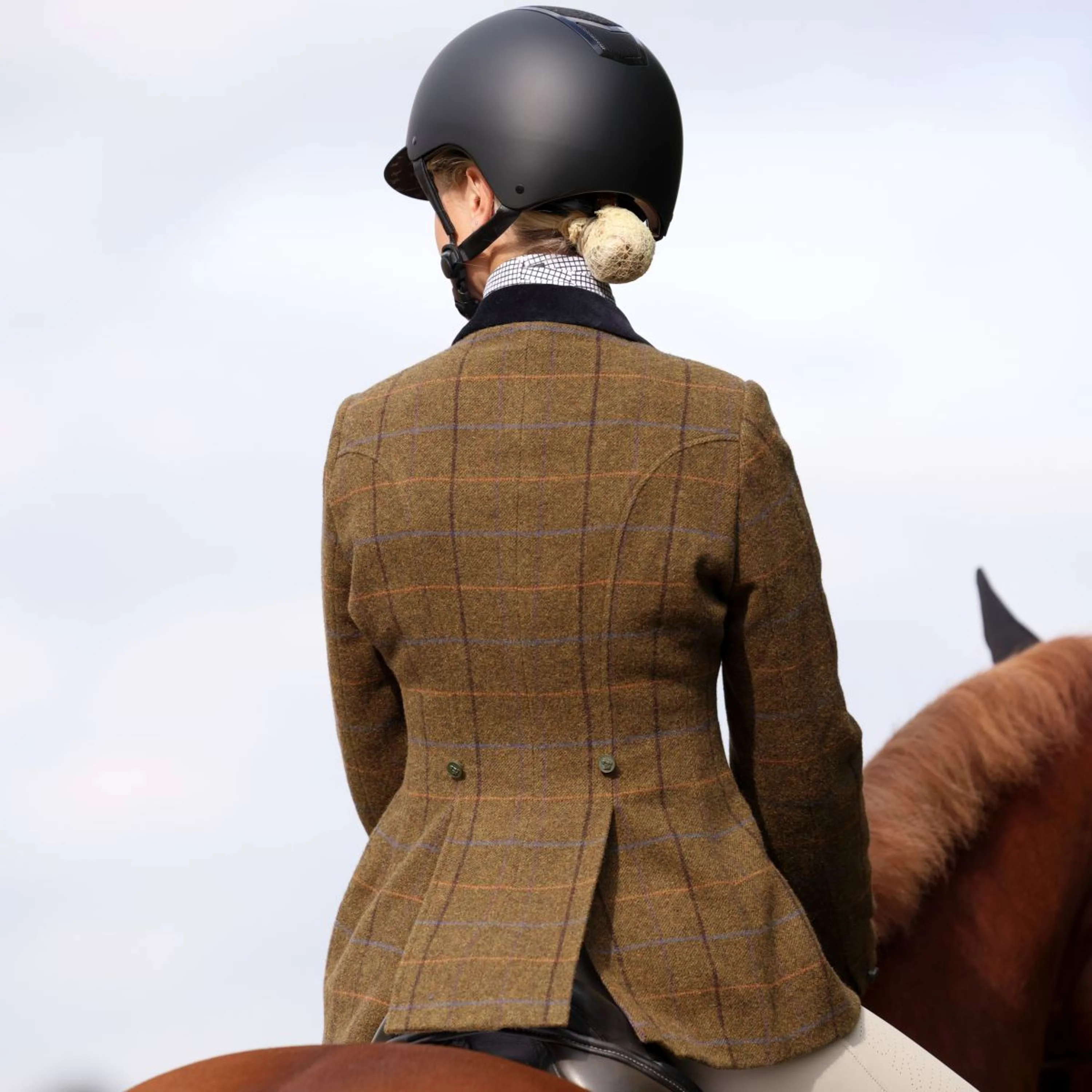 Aubrion by Shires Turnierjacket Saratoga Eichenbraun Check - Image 10