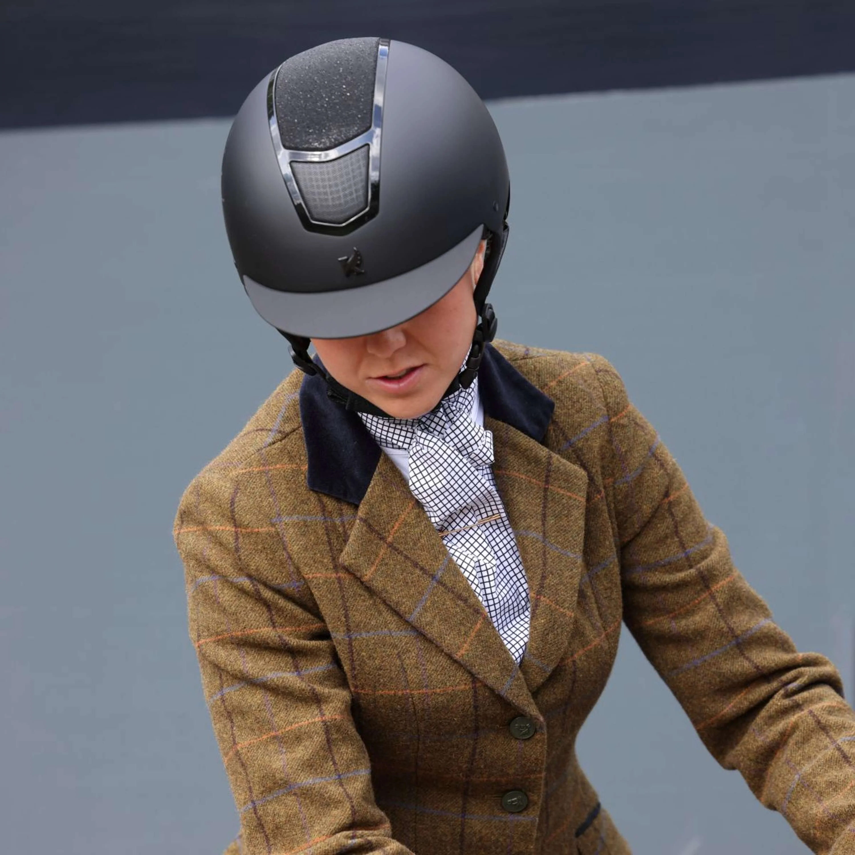 Aubrion by Shires Turnierjacket Saratoga Eichenbraun Check - Image 5