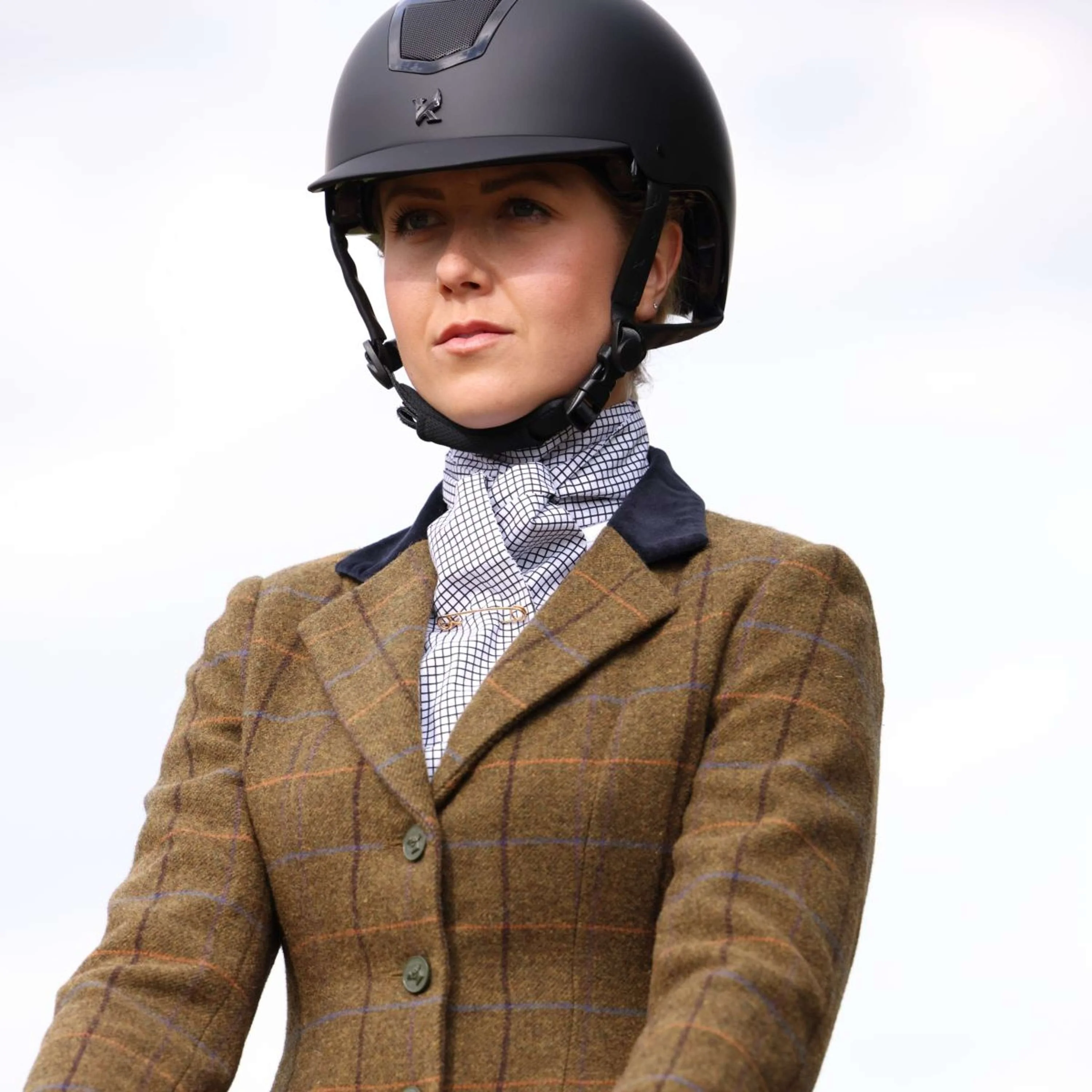 Aubrion by Shires Turnierjacket Saratoga Eichenbraun Check - Image 8