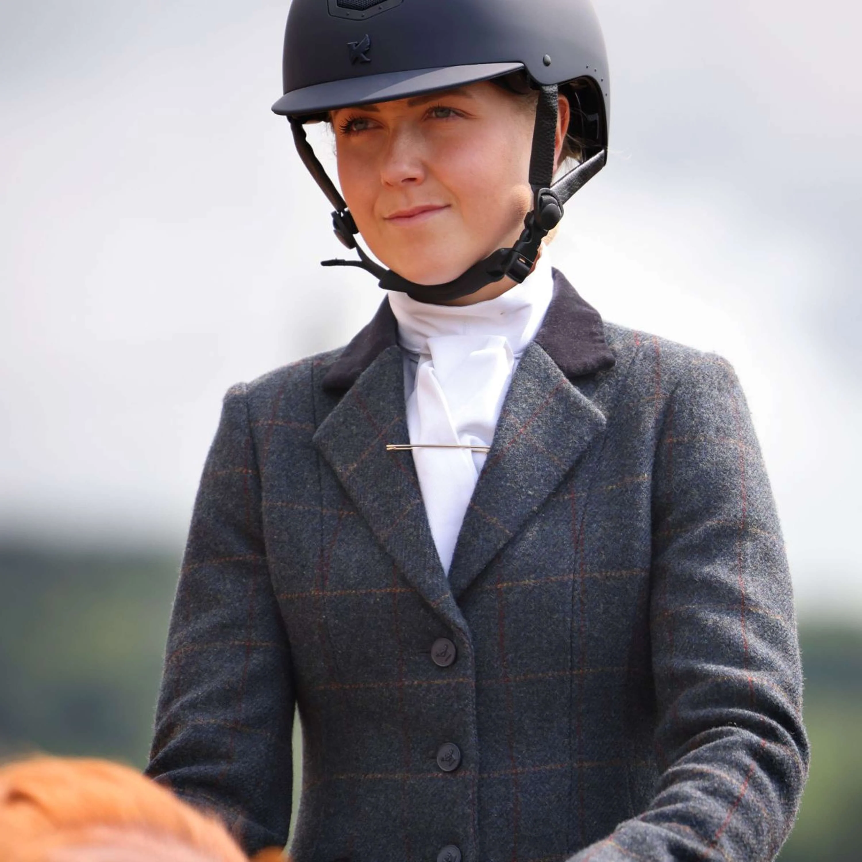 Aubrion by Shires Turnierjacket Saratoga Juniper Navy Check - Image 8