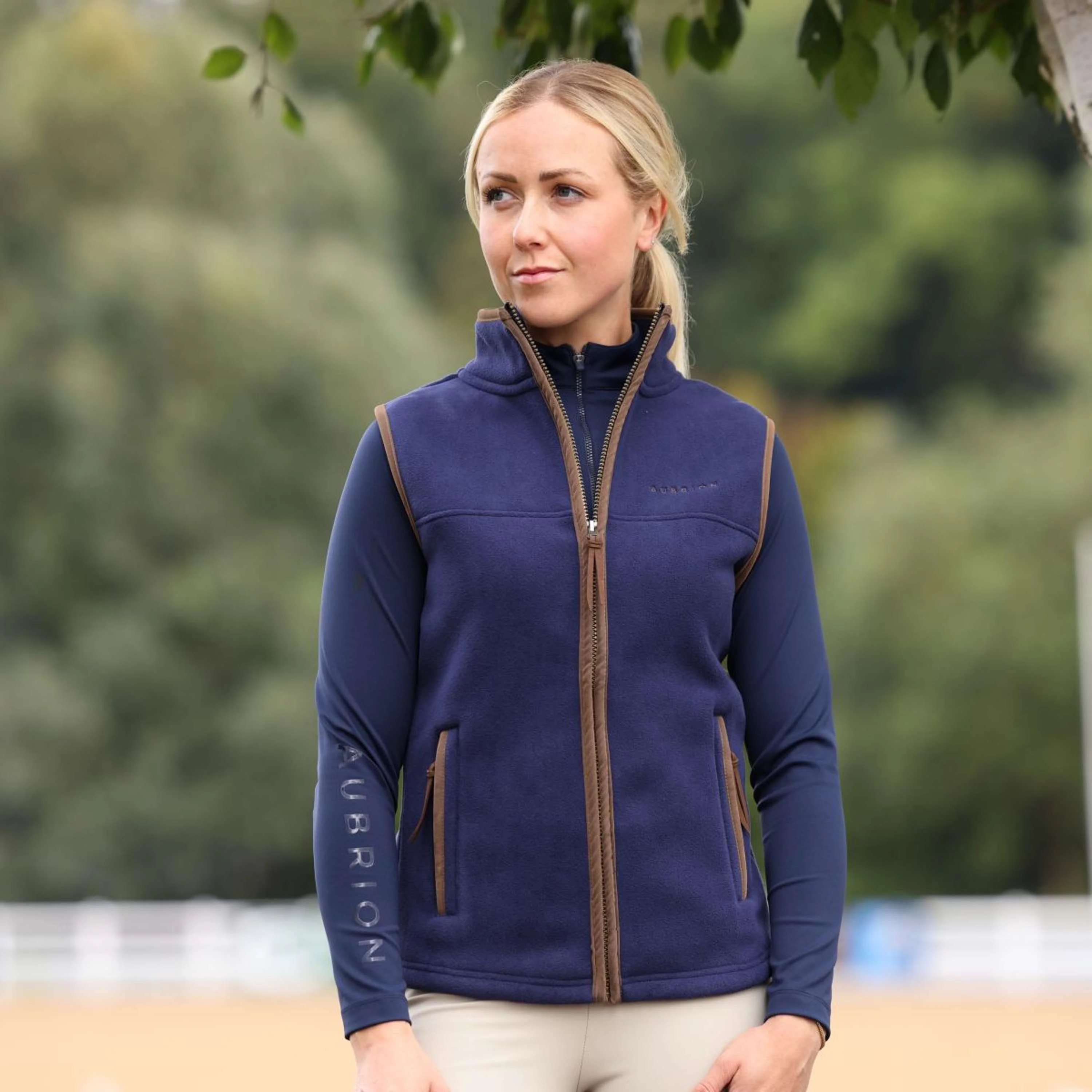 Aubrion by Shires Weste Original Fleece Navy - Image 5