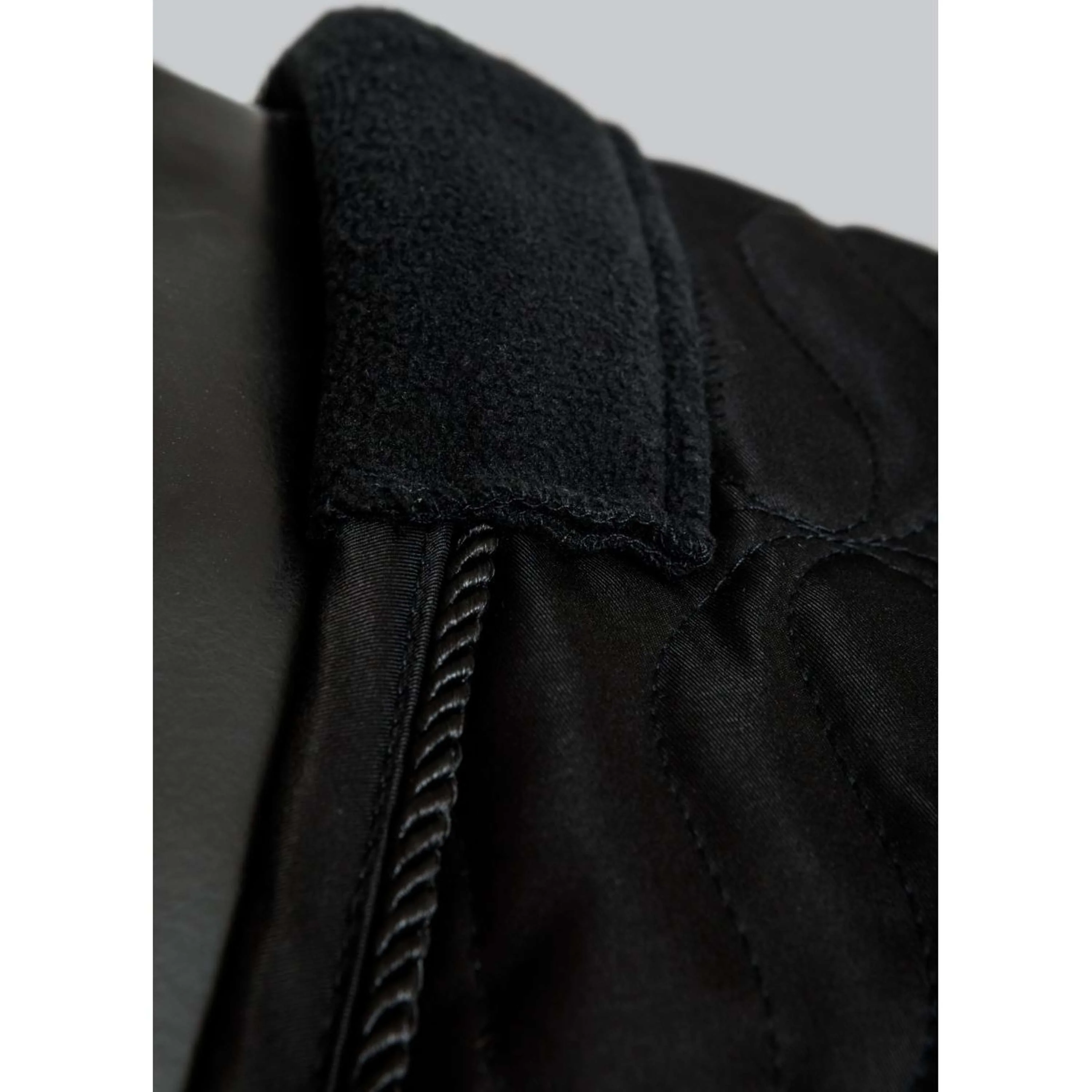 Back on Track Abschwitzdecke Deep Nights Fleece Schwarz - Image 8