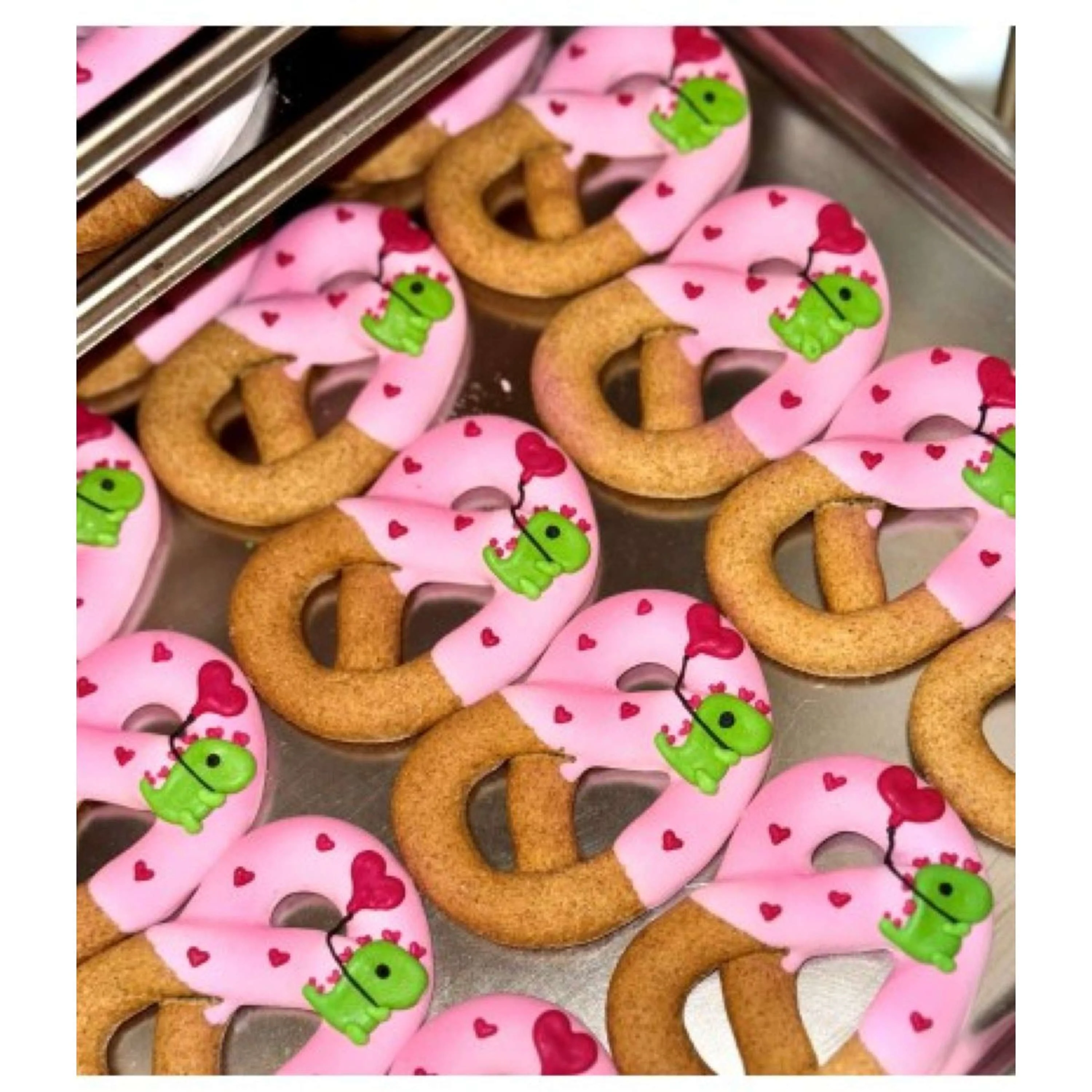 Candy Horse Love Kekse Iced Pretzel
