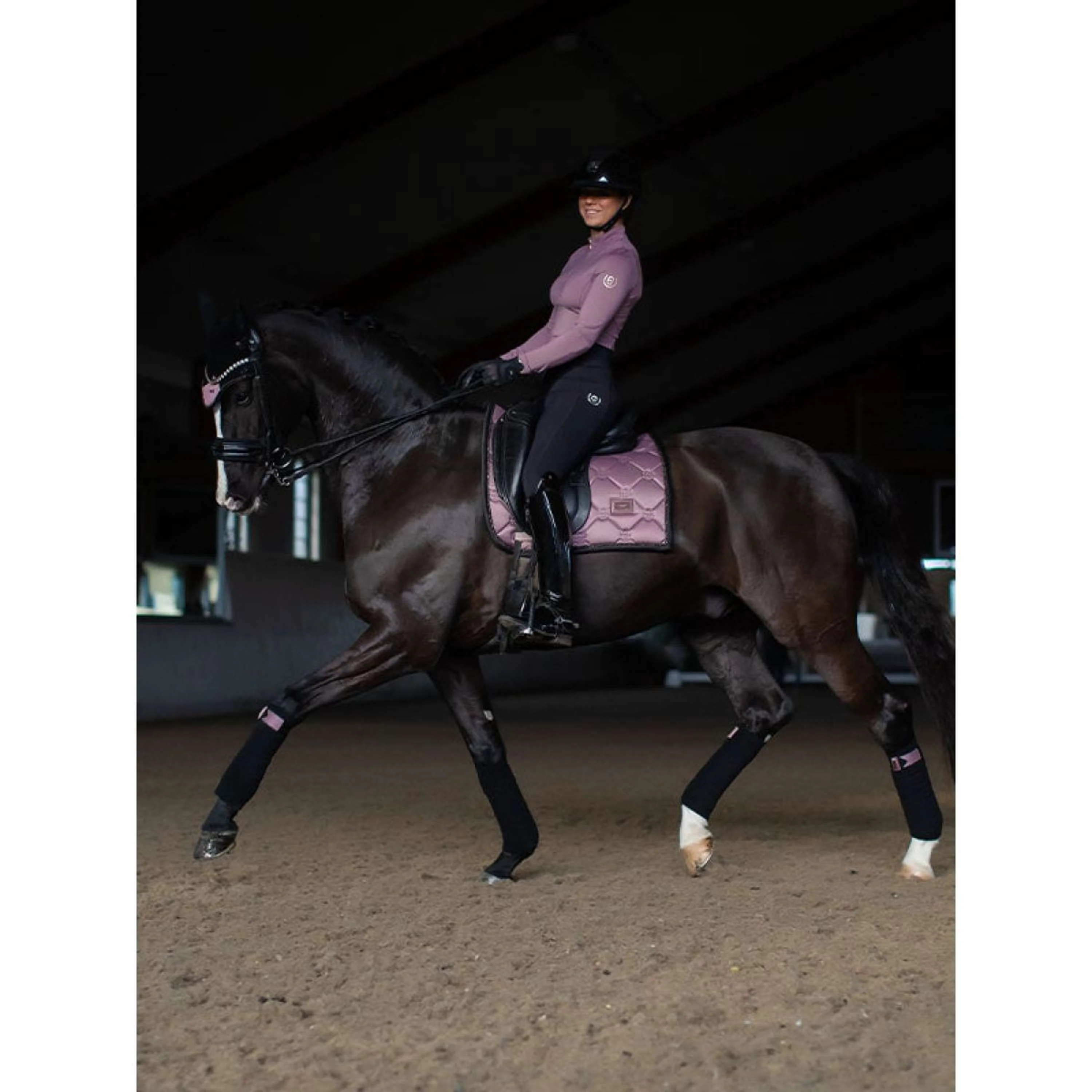 Equestrian Stockholm Fliegenhaube Anemone - Image 5