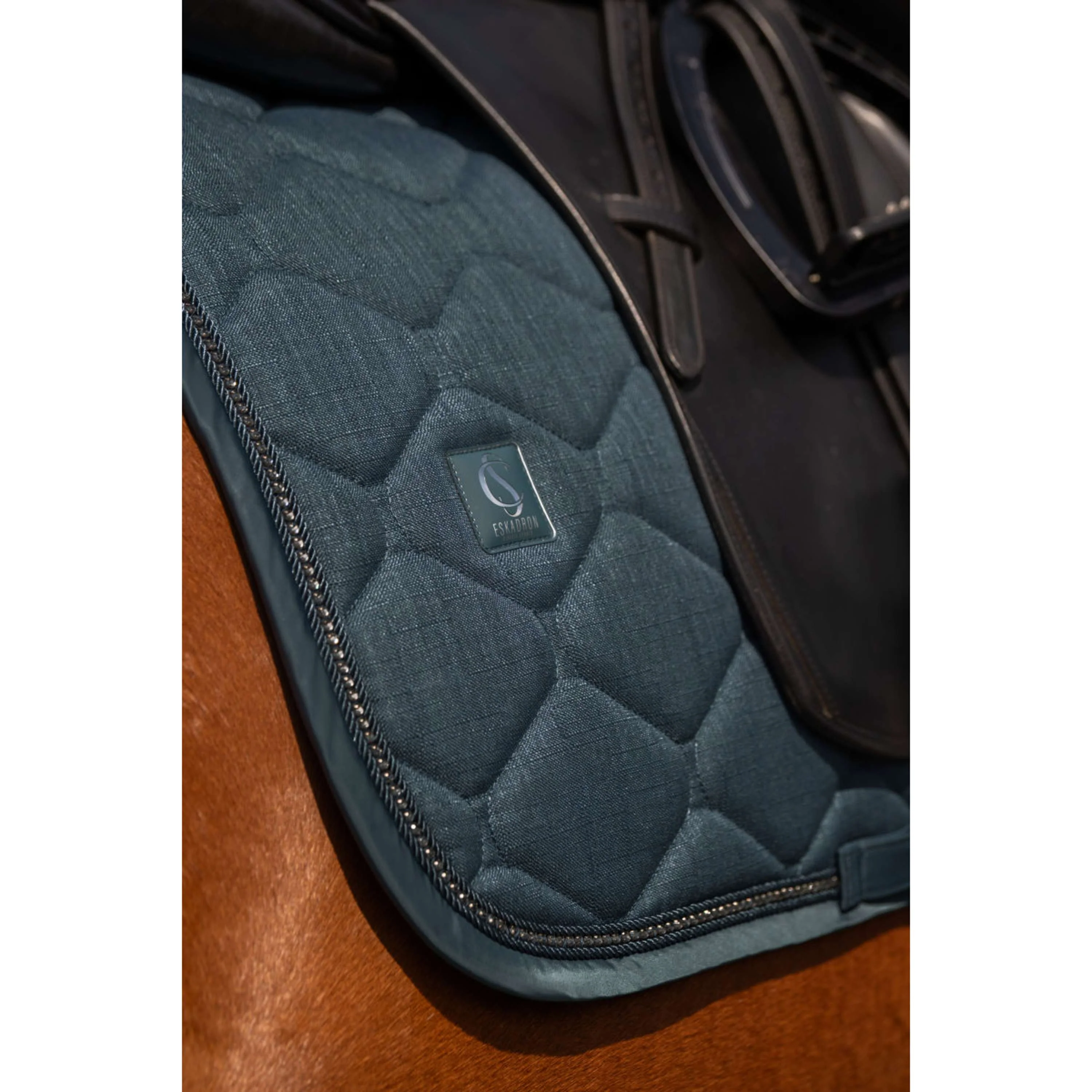 Eskadron Schabracke Classic Sports Bouclé Crustal Dressur Ocean - Image 3