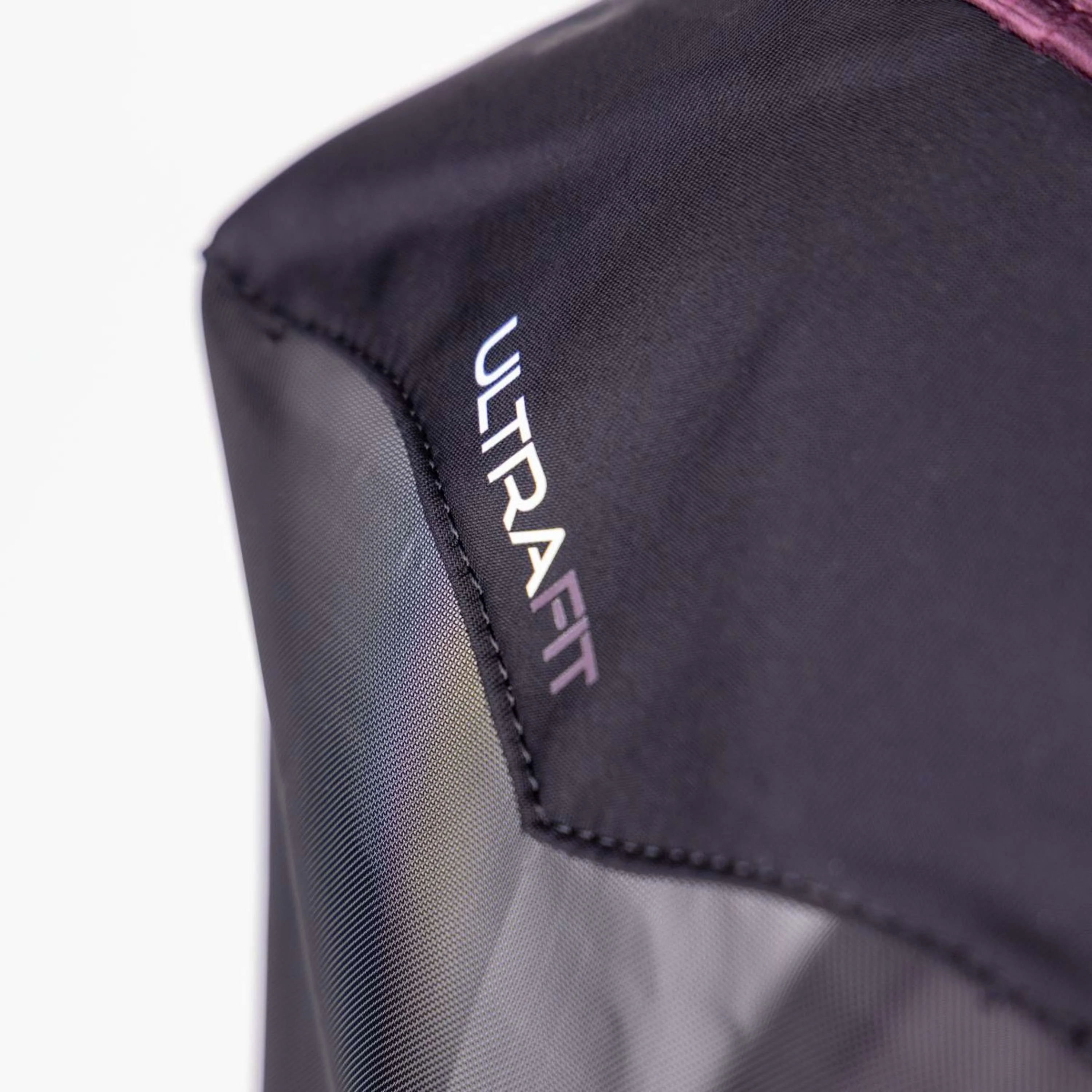 FlyGuard by Shires Fliegenmaske Pro Deluxe mit Ohren und Nase Black Cherry - Image 4