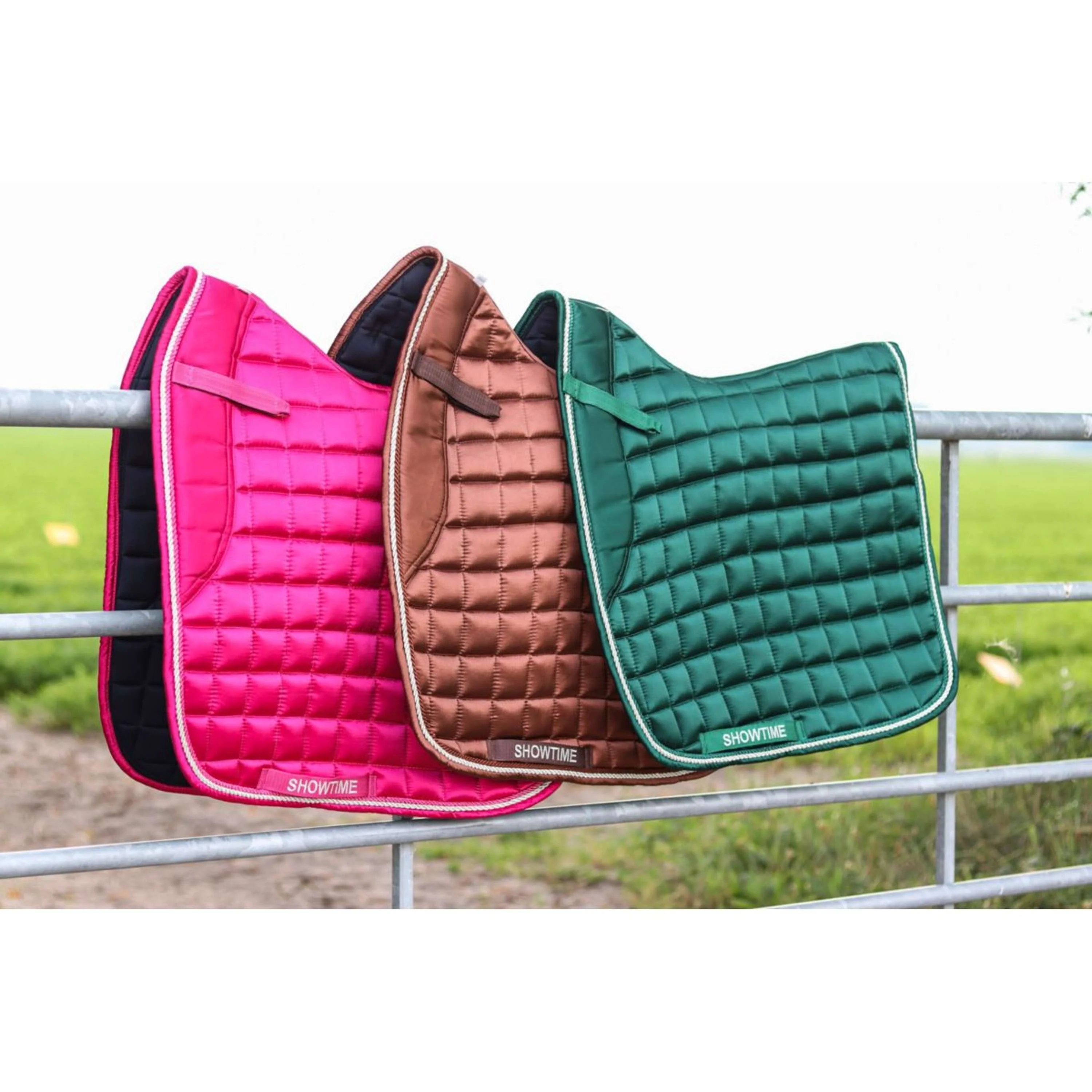 HB Showtime Schabracke Perfect Choice Dressur Fuchsia - Image 2