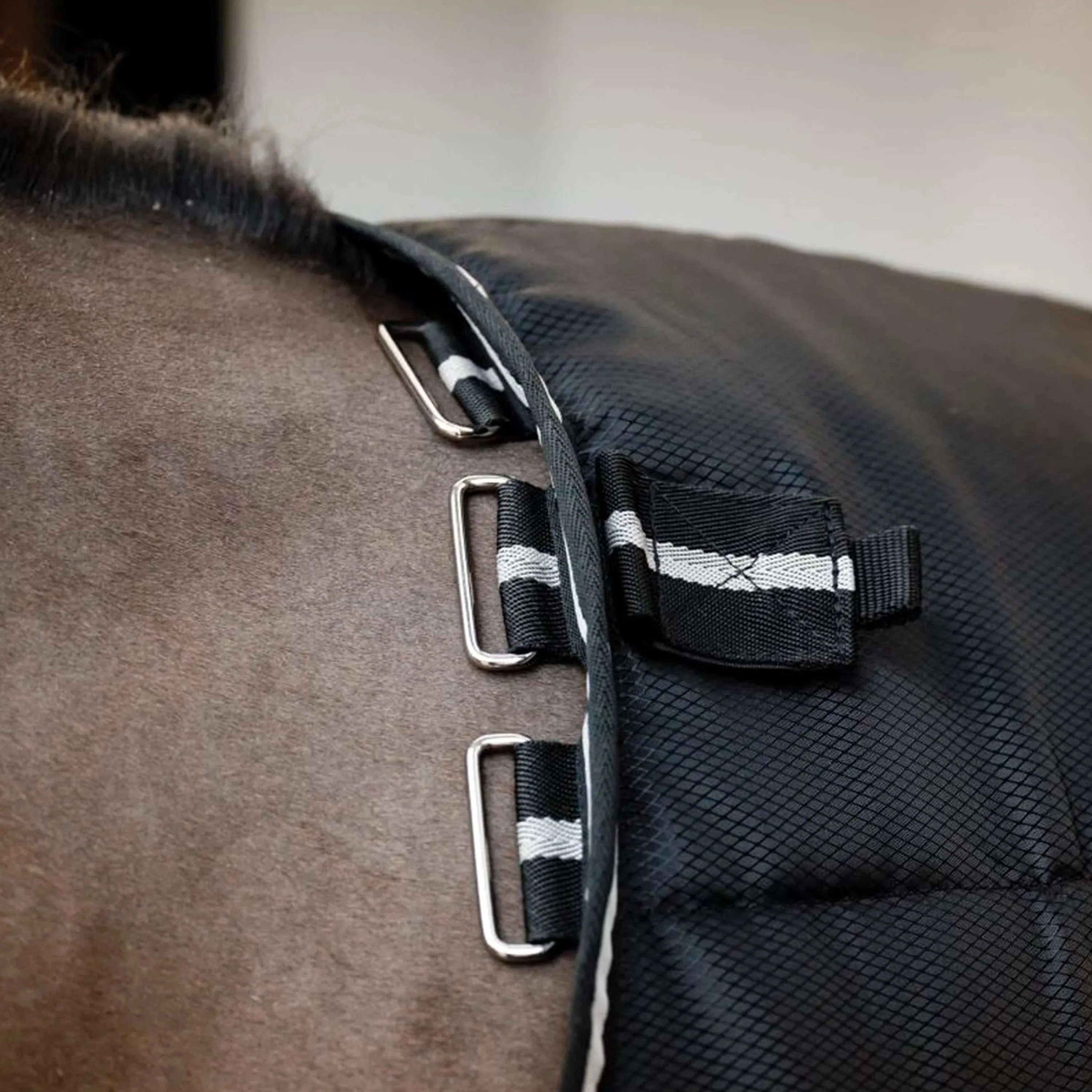 Horseware Easy-Layer Stable Plus Heavy 400g Schwarz/Schwarz - Image 4
