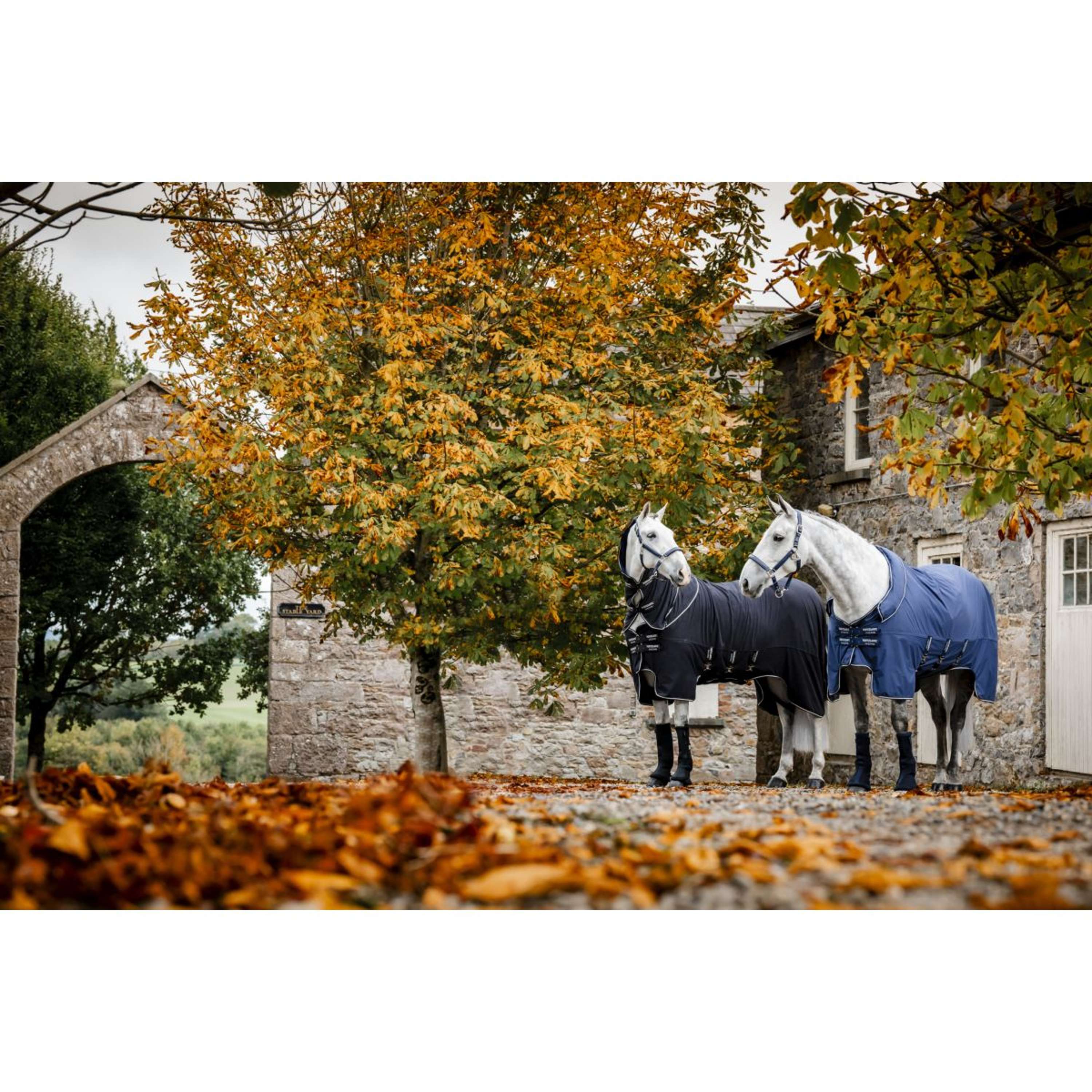 Horseware Show Ready Rug Navy/Navy/Silver - Image 10