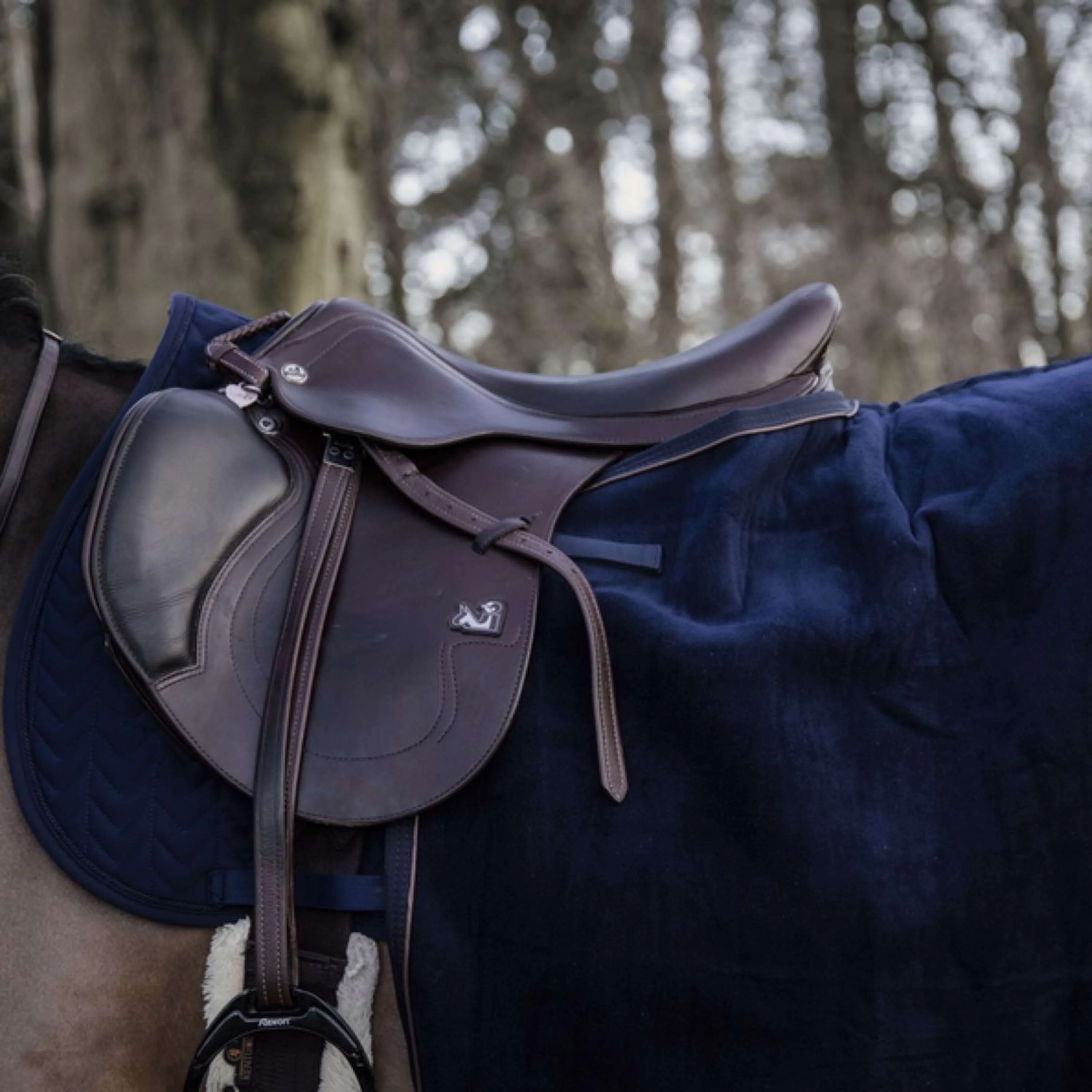 Kentucky Horsewear Ausreitdecke Quadratisch Heavy Fleece Navy - Image 3
