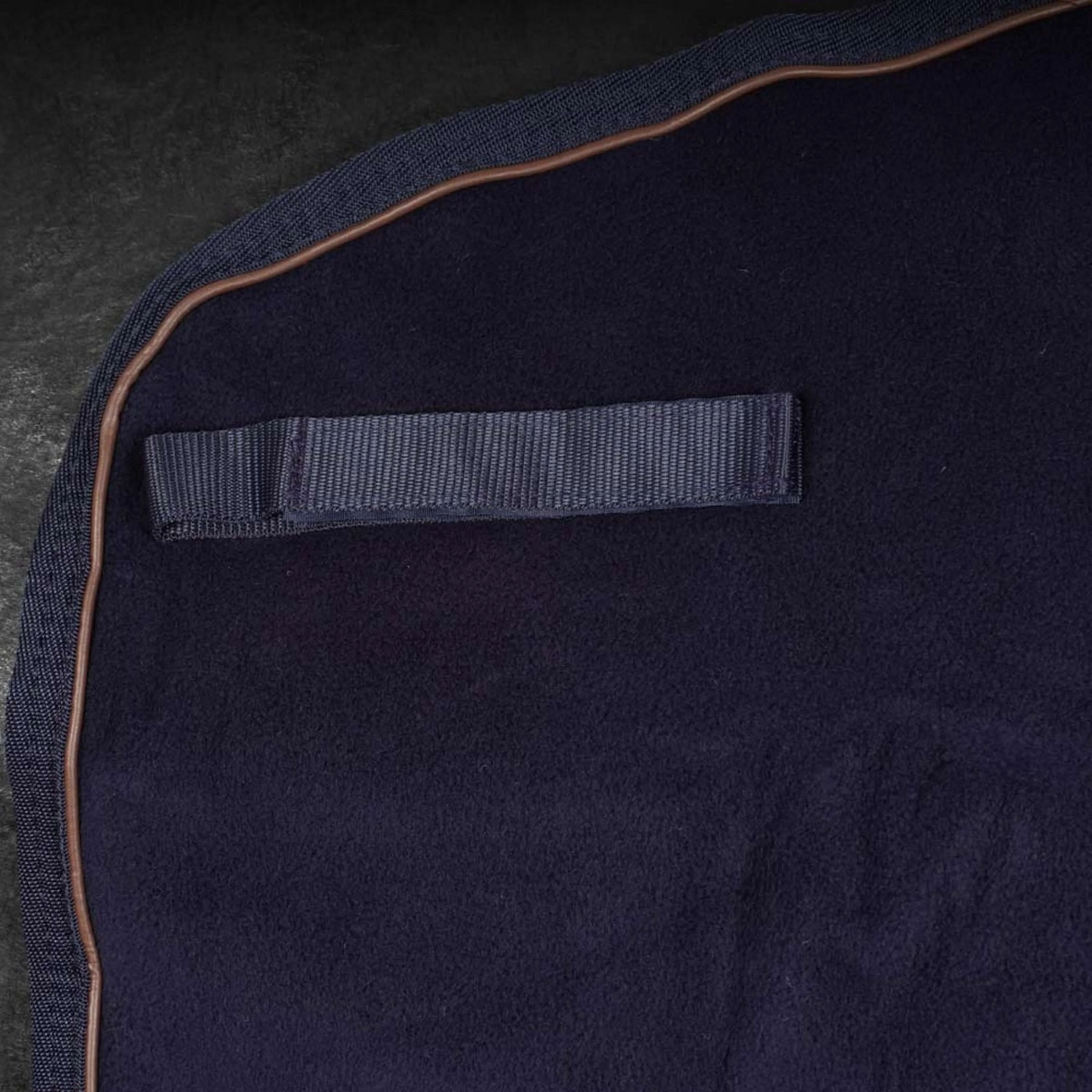Kentucky Horsewear Ausreitdecke Quadratisch Heavy Fleece Navy - Image 6