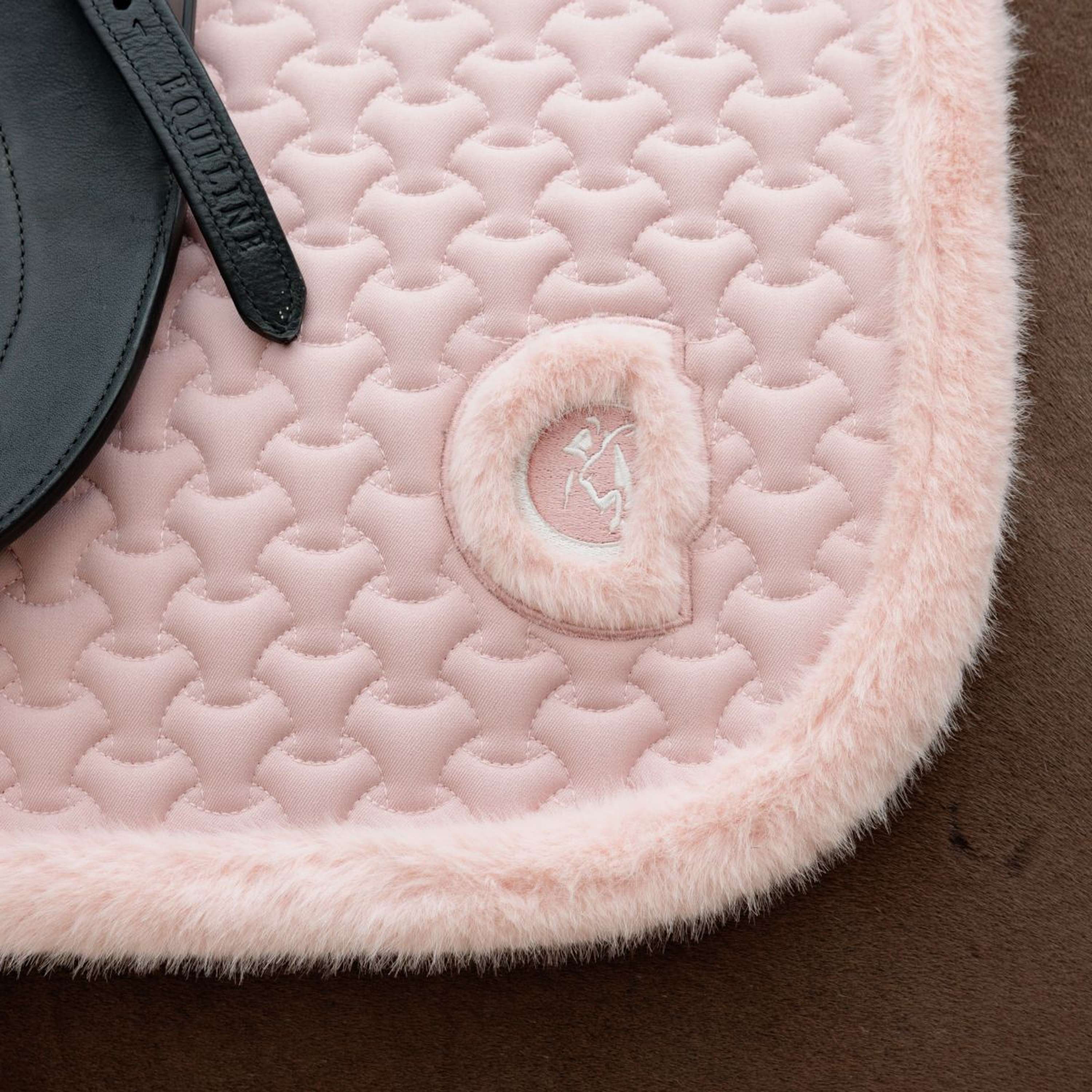 Kentucky Horsewear Schabracke Fake Fur Onion Quilt Dressur Altrosa - Image 5