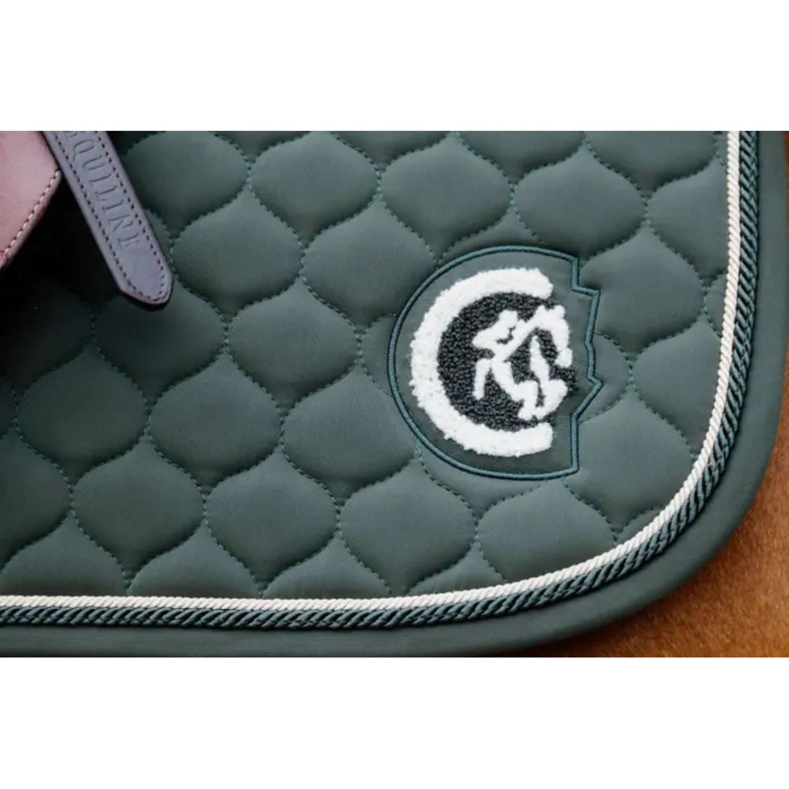 Kentucky Horsewear Schabracke Onion Quilt 3D Logo Springen Pine Green - Image 3