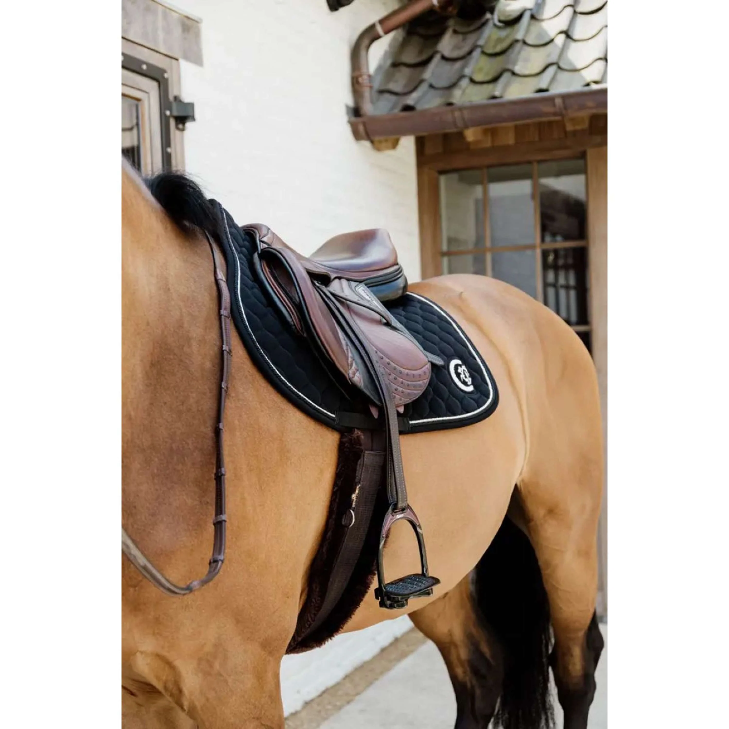 Kentucky Horsewear Schabracke Onion Quilt 3D Logo Springen Schwarz - Image 4