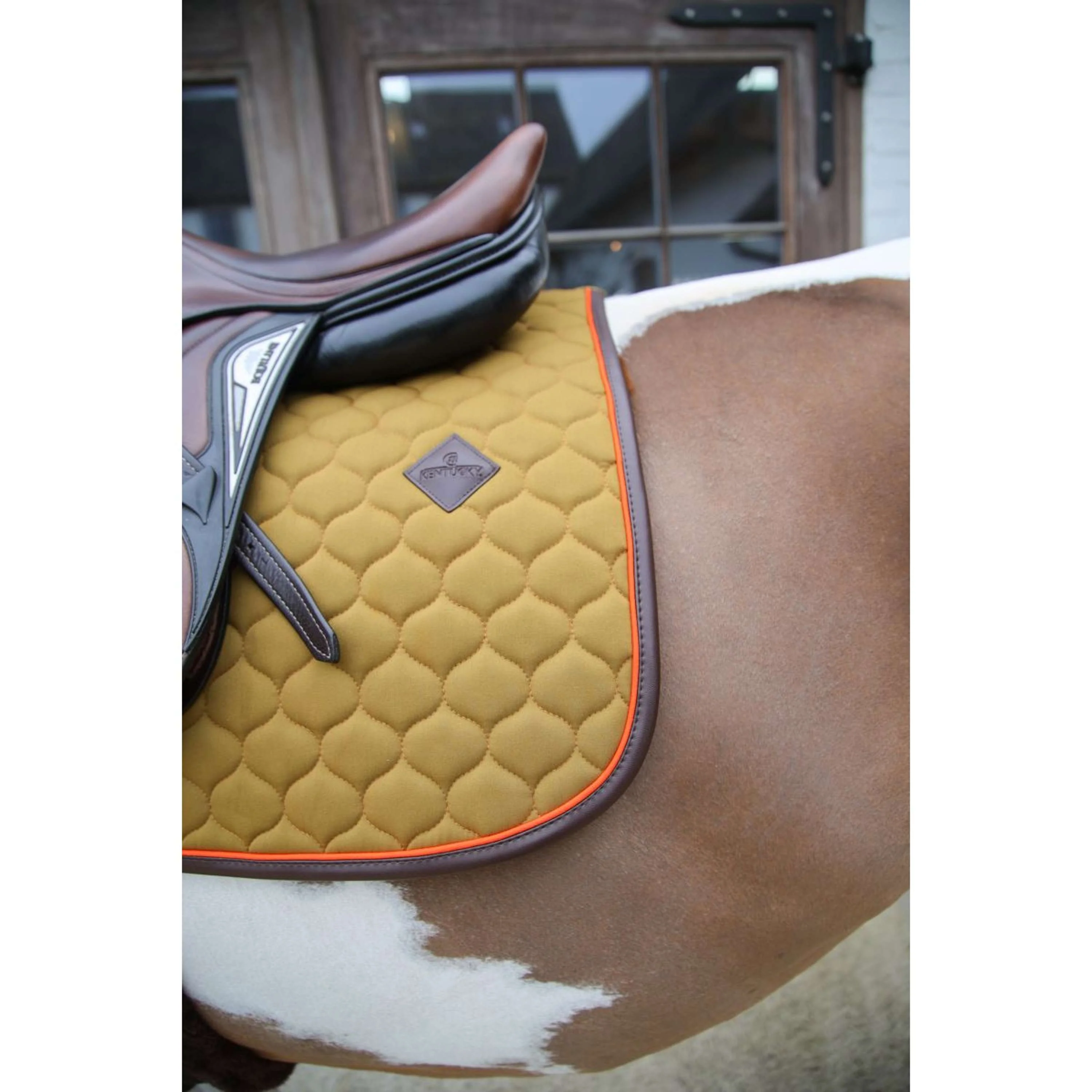 Kentucky Horsewear Schabracke Onion Quilt Leather Neon Springen Kaki - Image 3