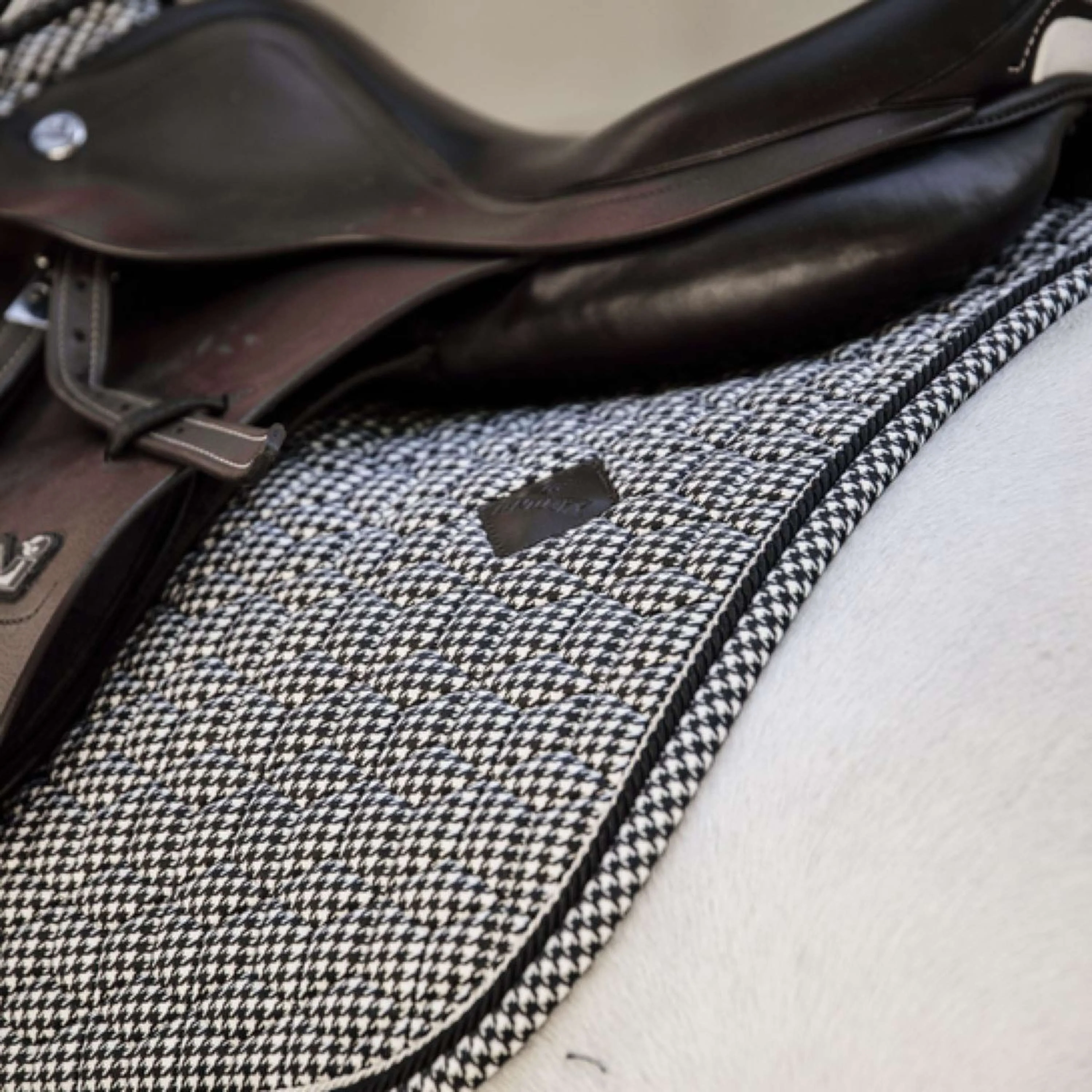 Kentucky Horsewear Schabracke Pied-de-Poule Springen Schwarz - Image 2