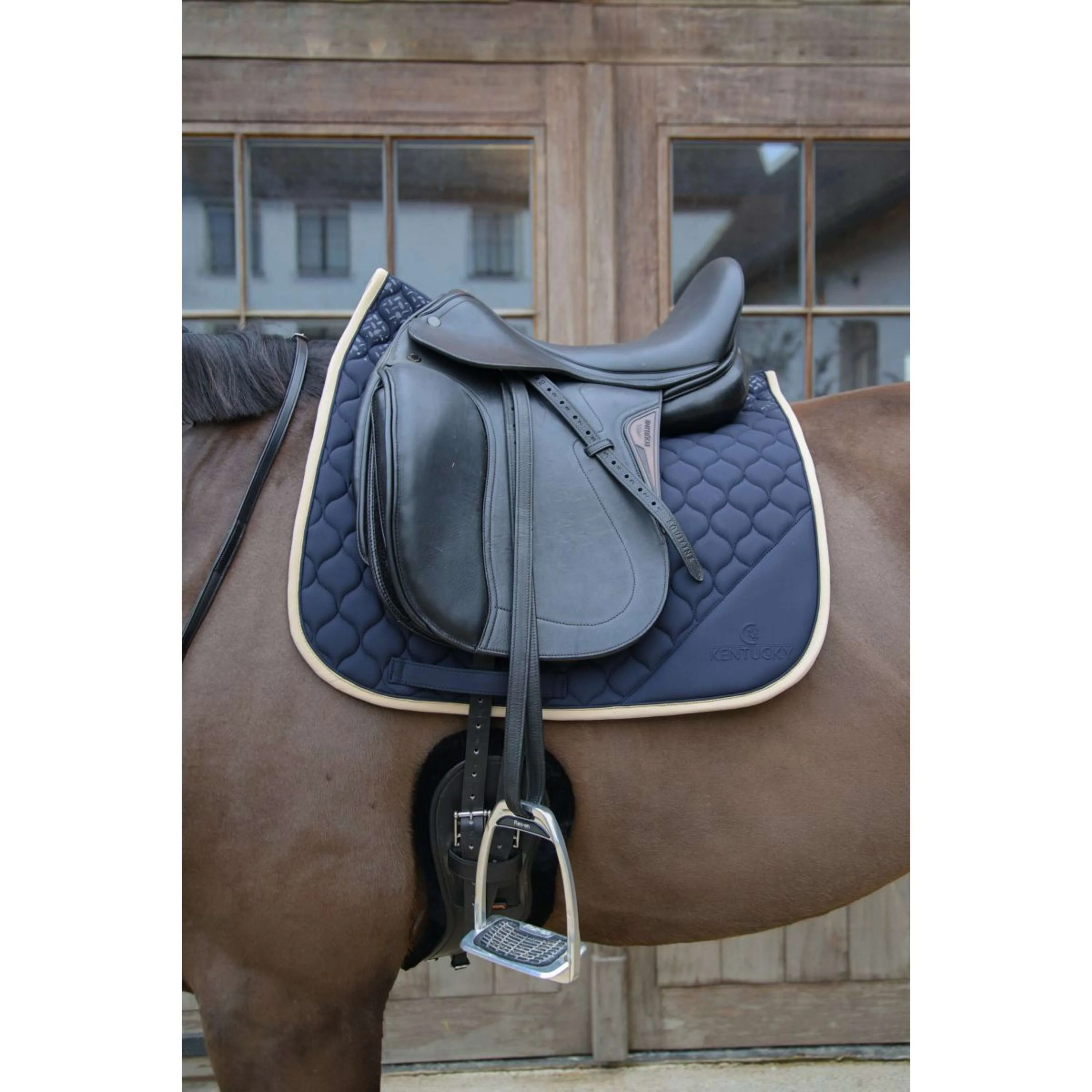 Kentucky Horsewear Schabracke Softshell Onion Quilt Dressur Navy/Beige - Image 2