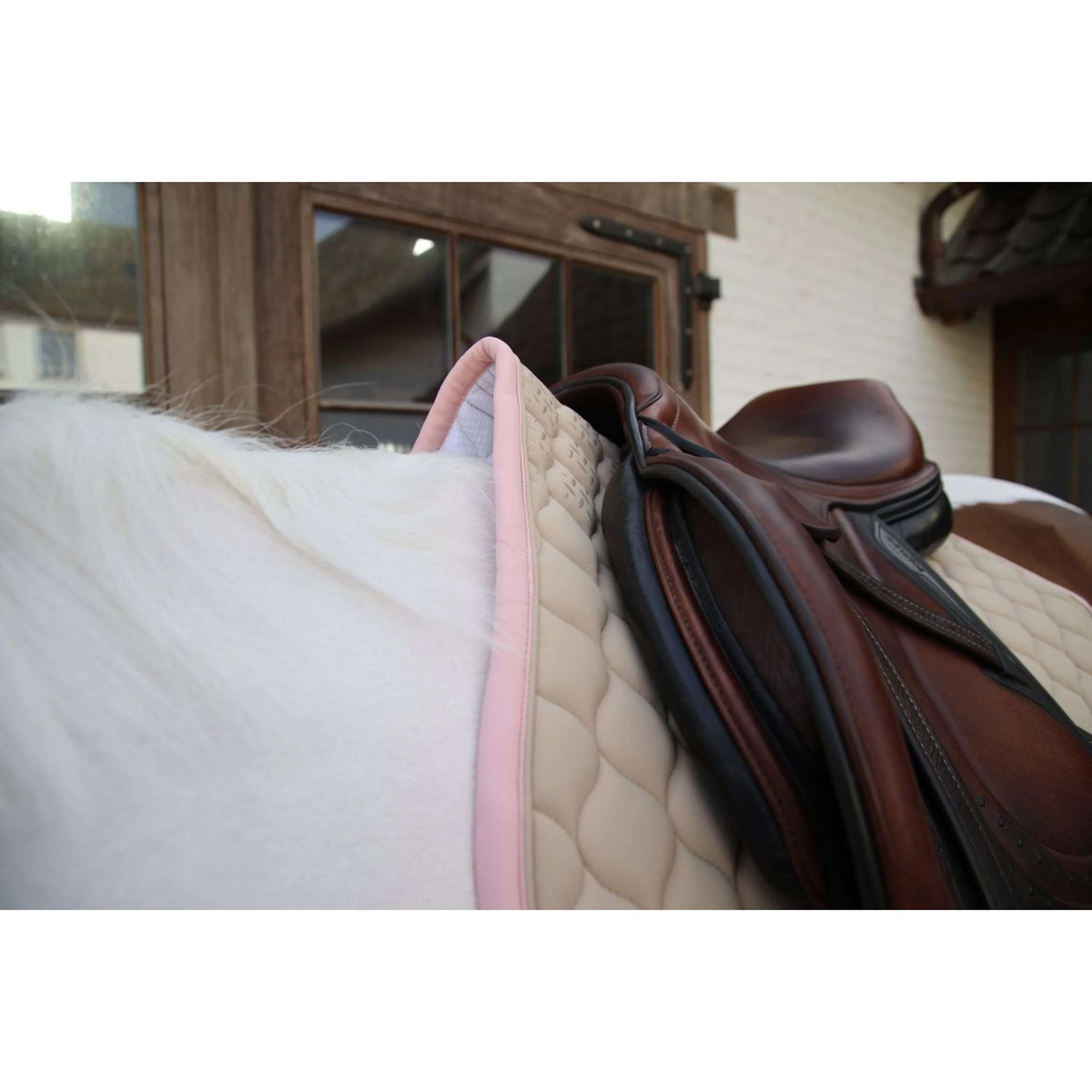 Kentucky Horsewear Schabracke Softshell Onion Quilt Springen Beige/Altrosa - Image 5