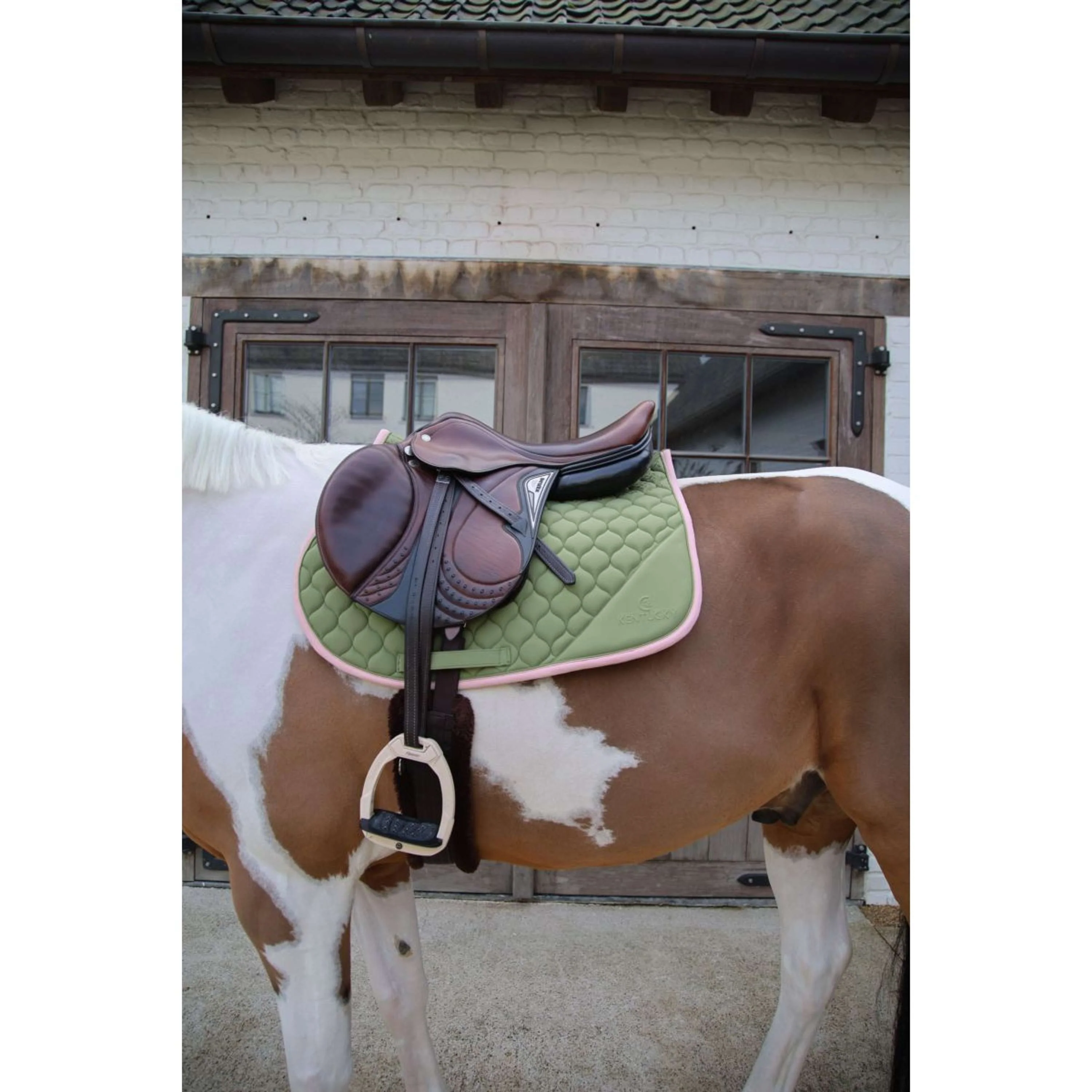 Kentucky Horsewear Schabracke Softshell Onion Quilt Springen Khaki/Altrosa - Image 2