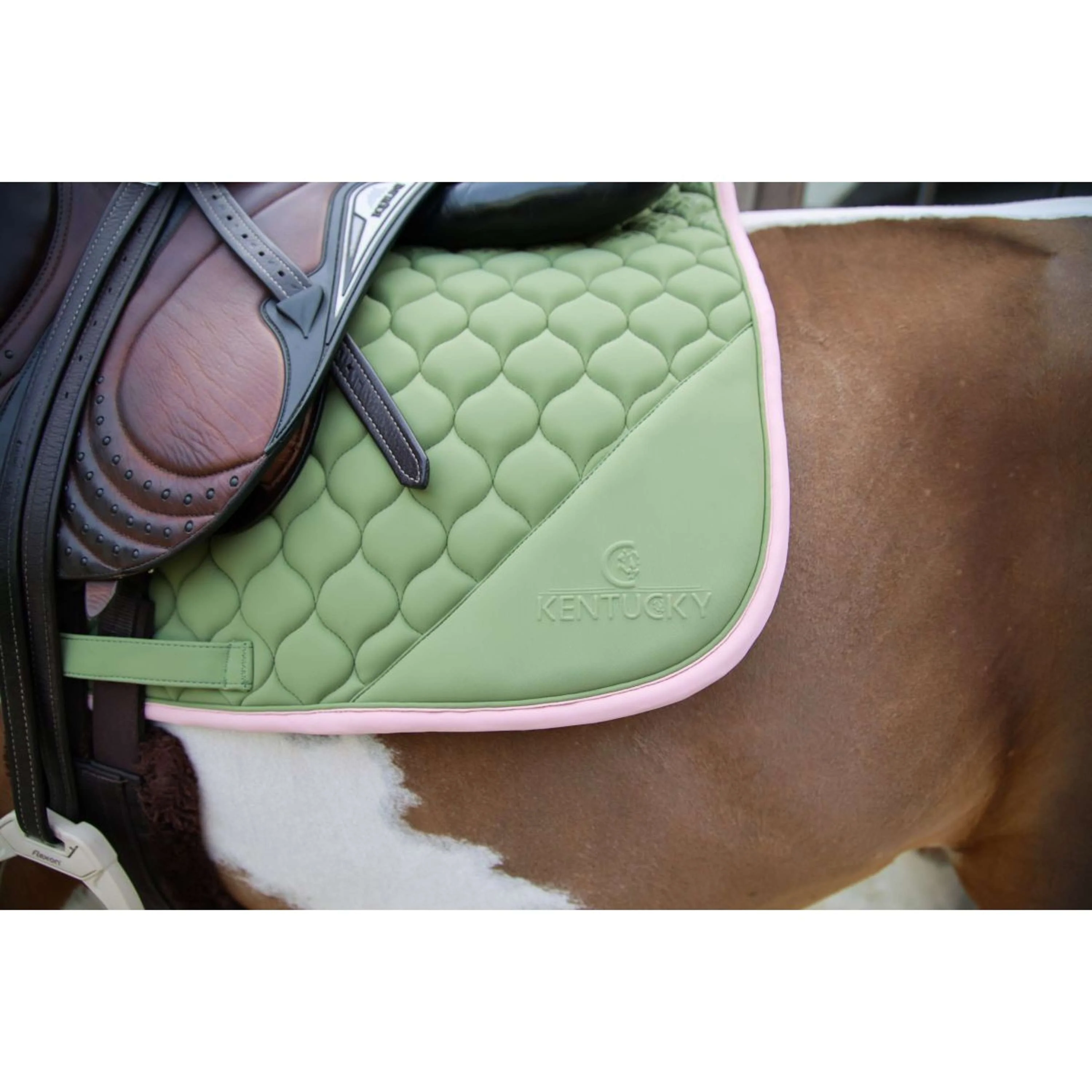 Kentucky Horsewear Schabracke Softshell Onion Quilt Springen Khaki/Altrosa - Image 4
