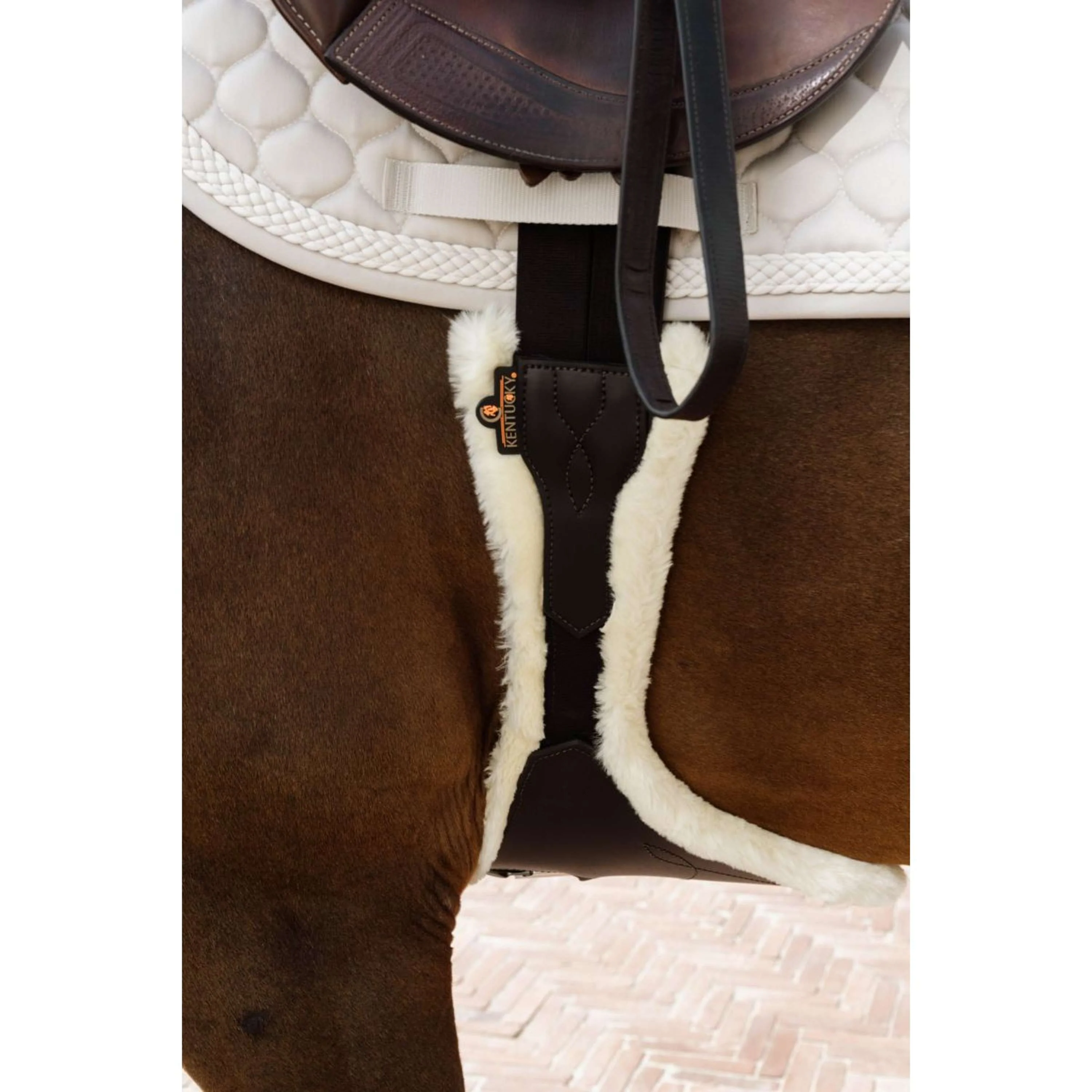 Kentucky Horsewear Spring Sattelgurt Anatomic Sheepskin Braun - Image 2