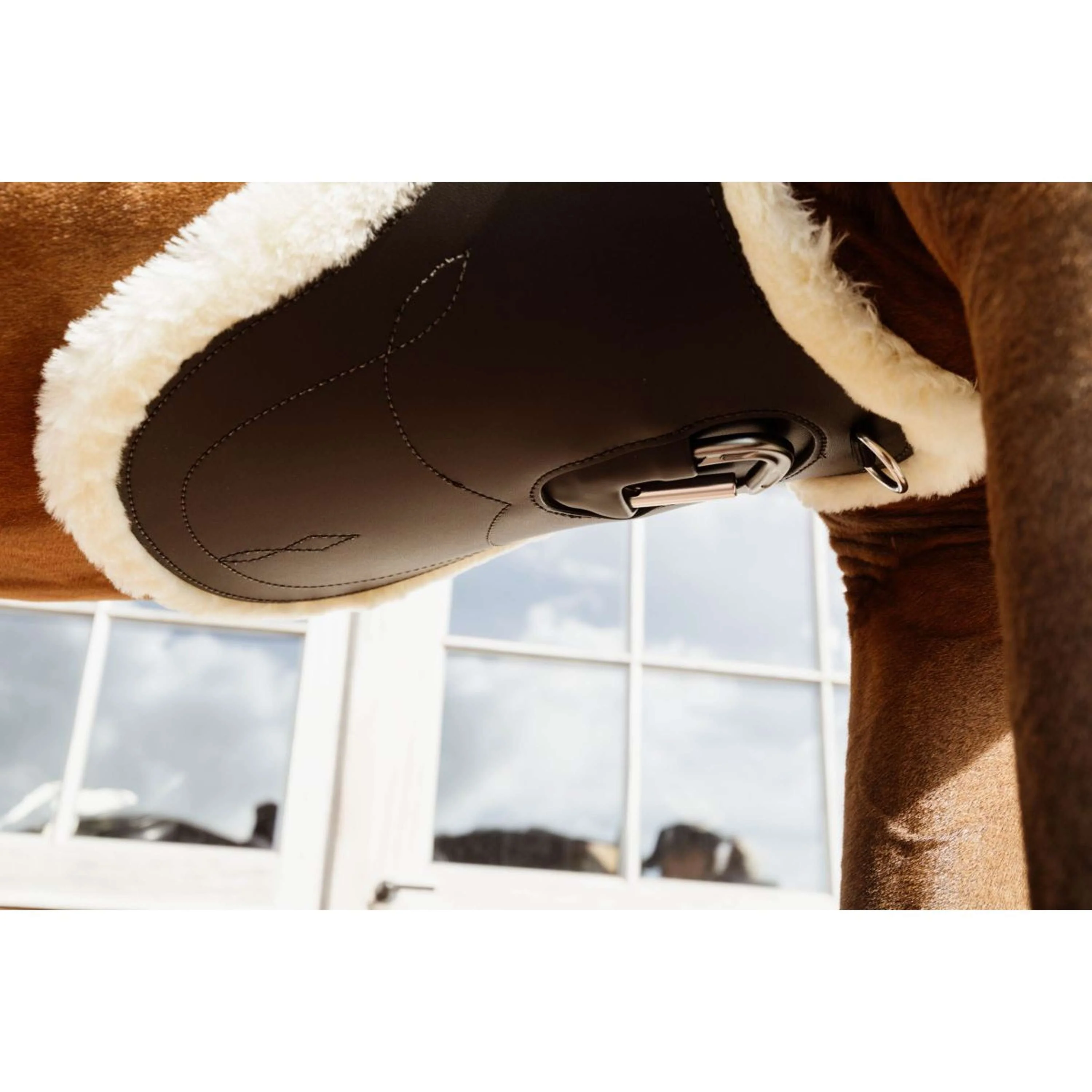 Kentucky Horsewear Spring Sattelgurt Anatomic Sheepskin Braun - Image 7