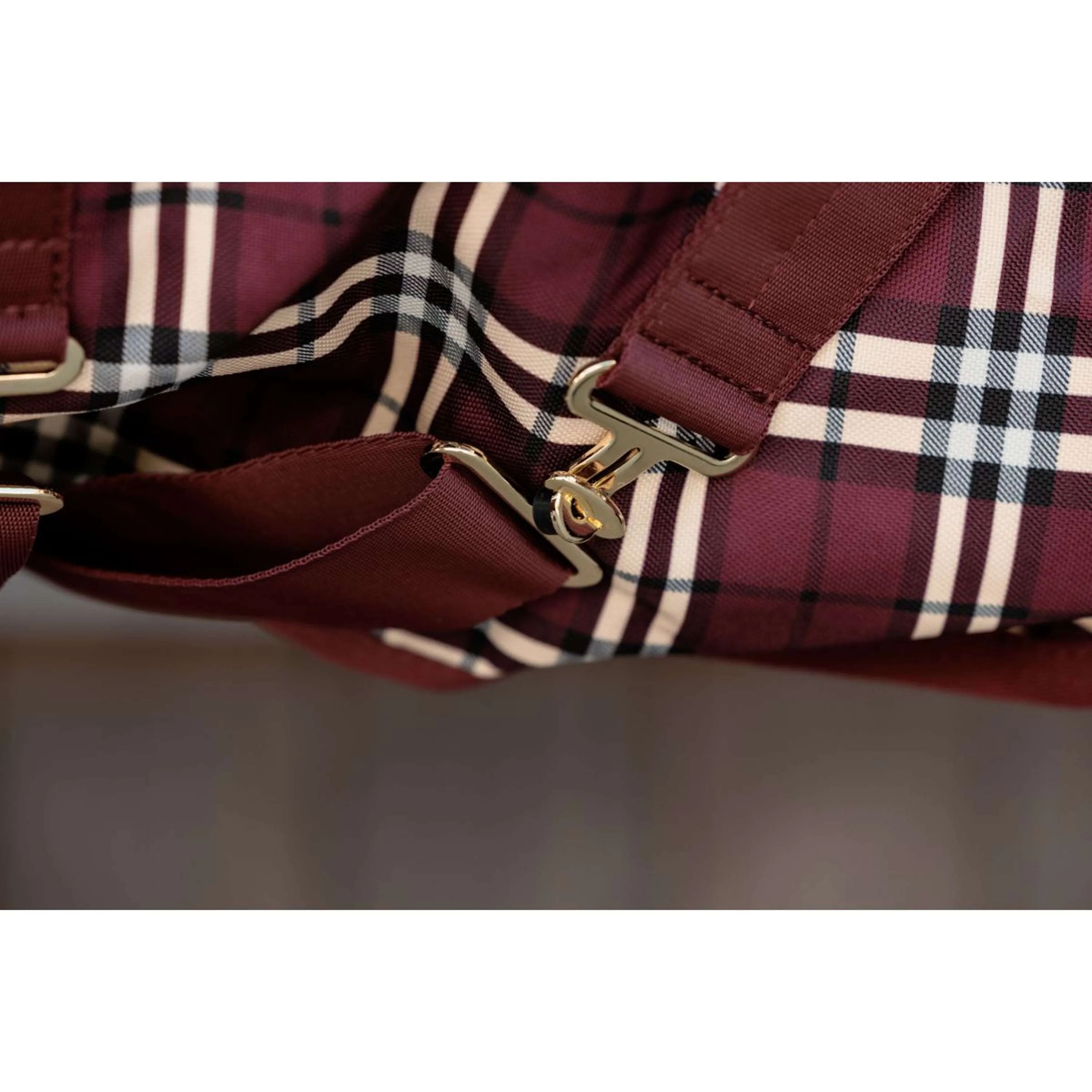 Kentucky Horsewear Winterdecke All Weather Waterproof Comfort 200g Bordeaux - Image 4