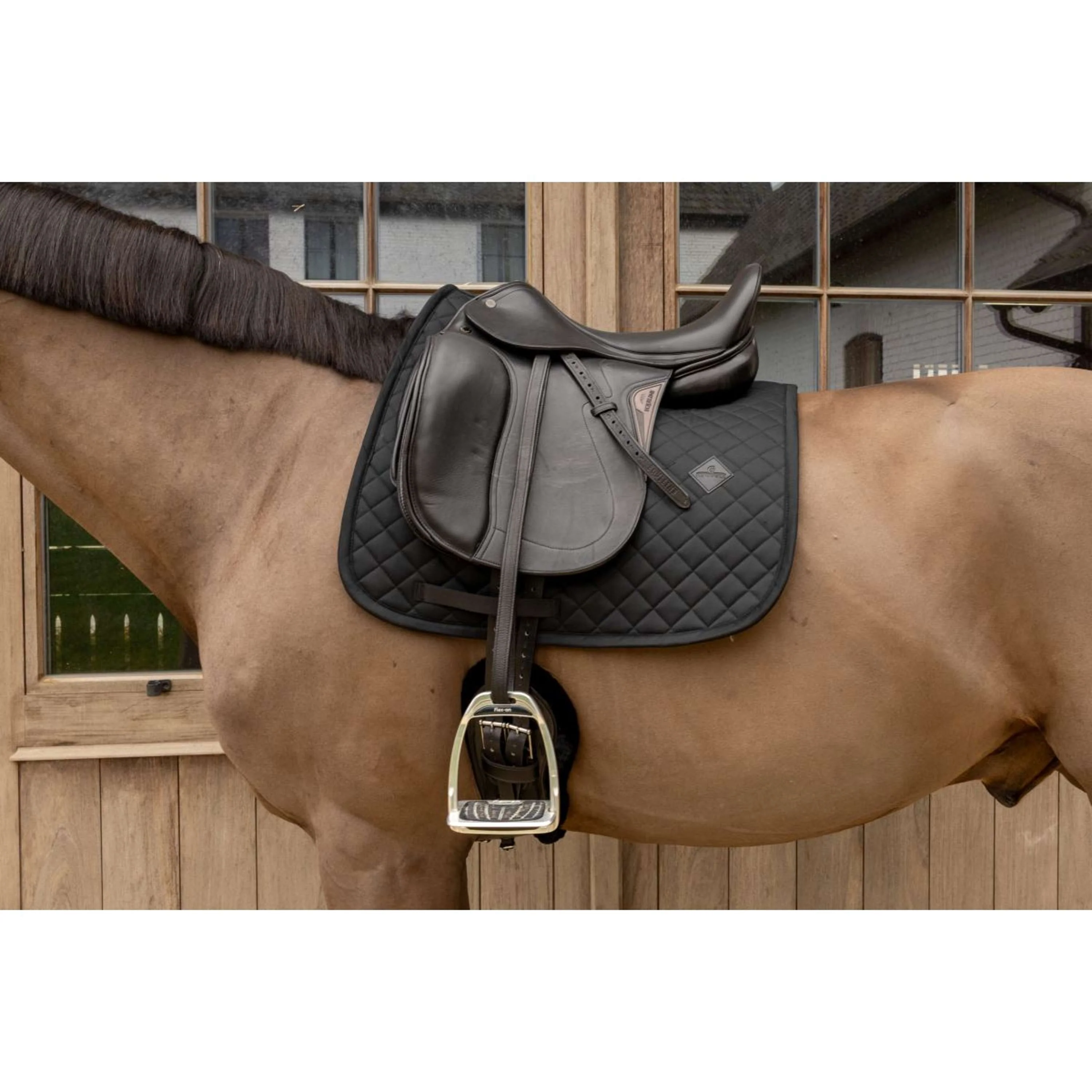 Kentucky Schabracke Skin Friendly Diamond Dressur Schwarz - Image 4