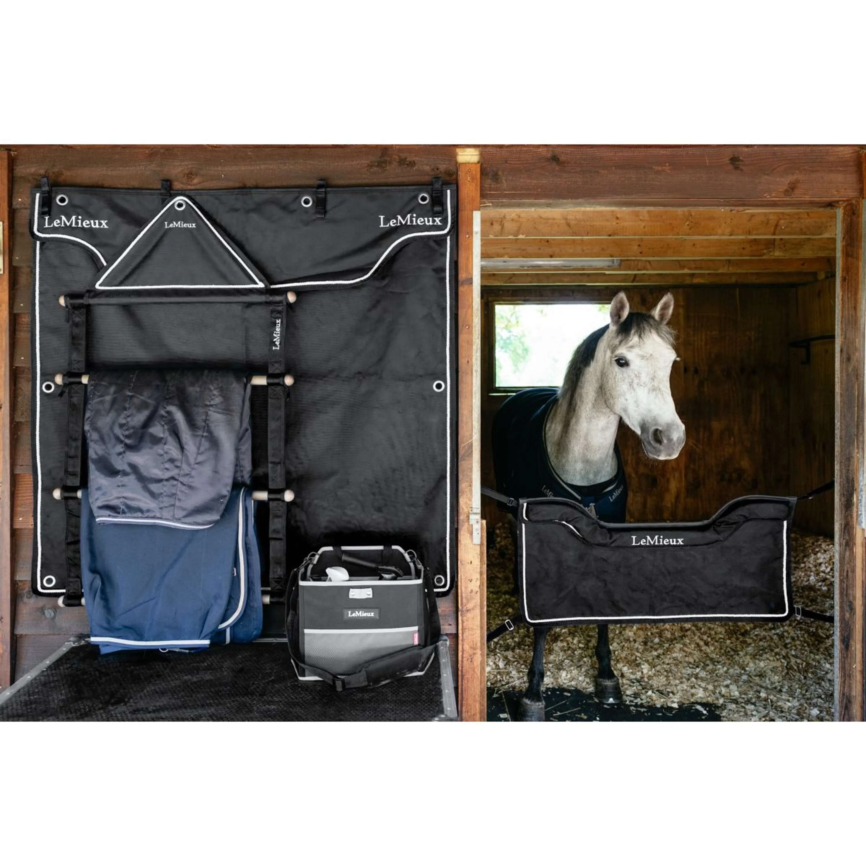 LeMieux Stable Guard Schwarz - Image 2