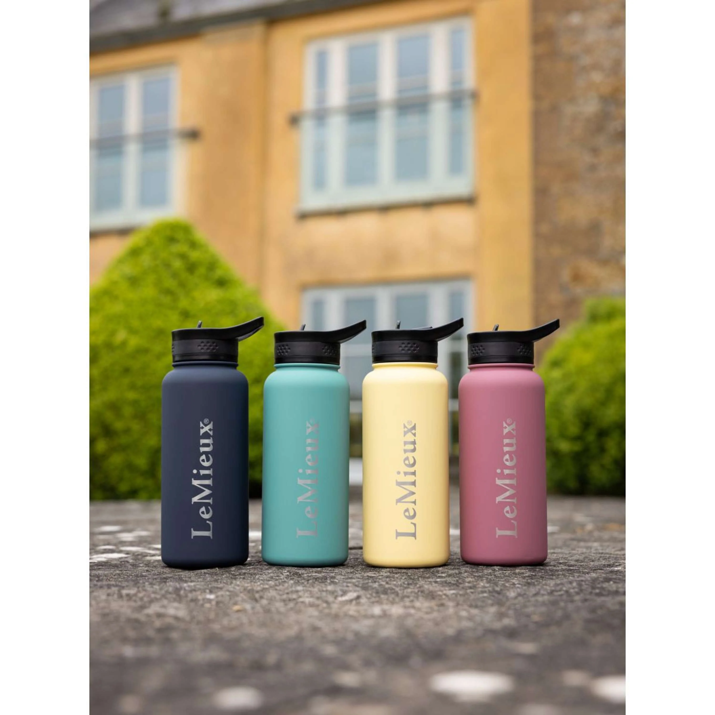 LeMieux Trinkflasche SS25 Navy - Image 2