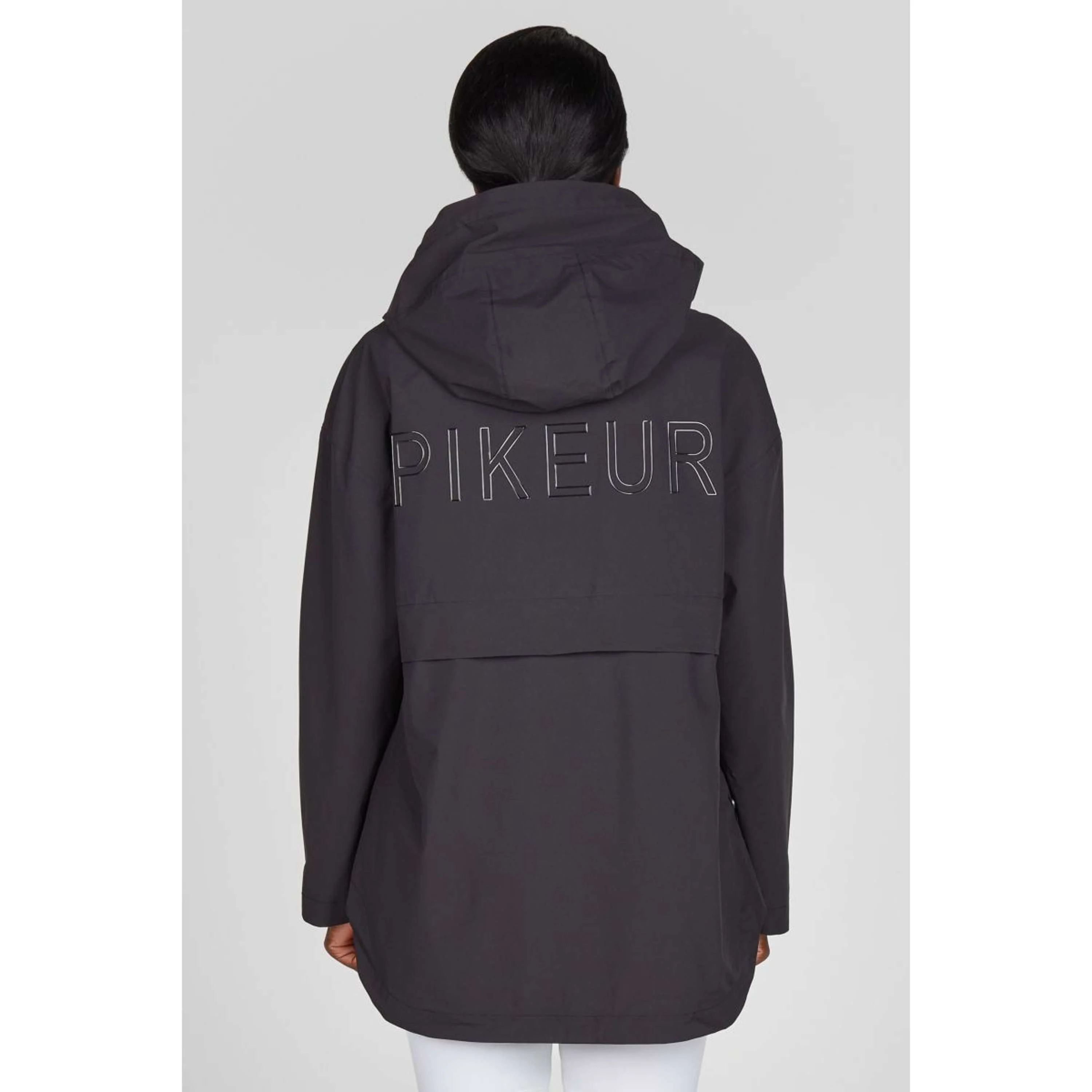 Pikeur Regenjacke Zip Poncho SS26 Schwarz - Image 4