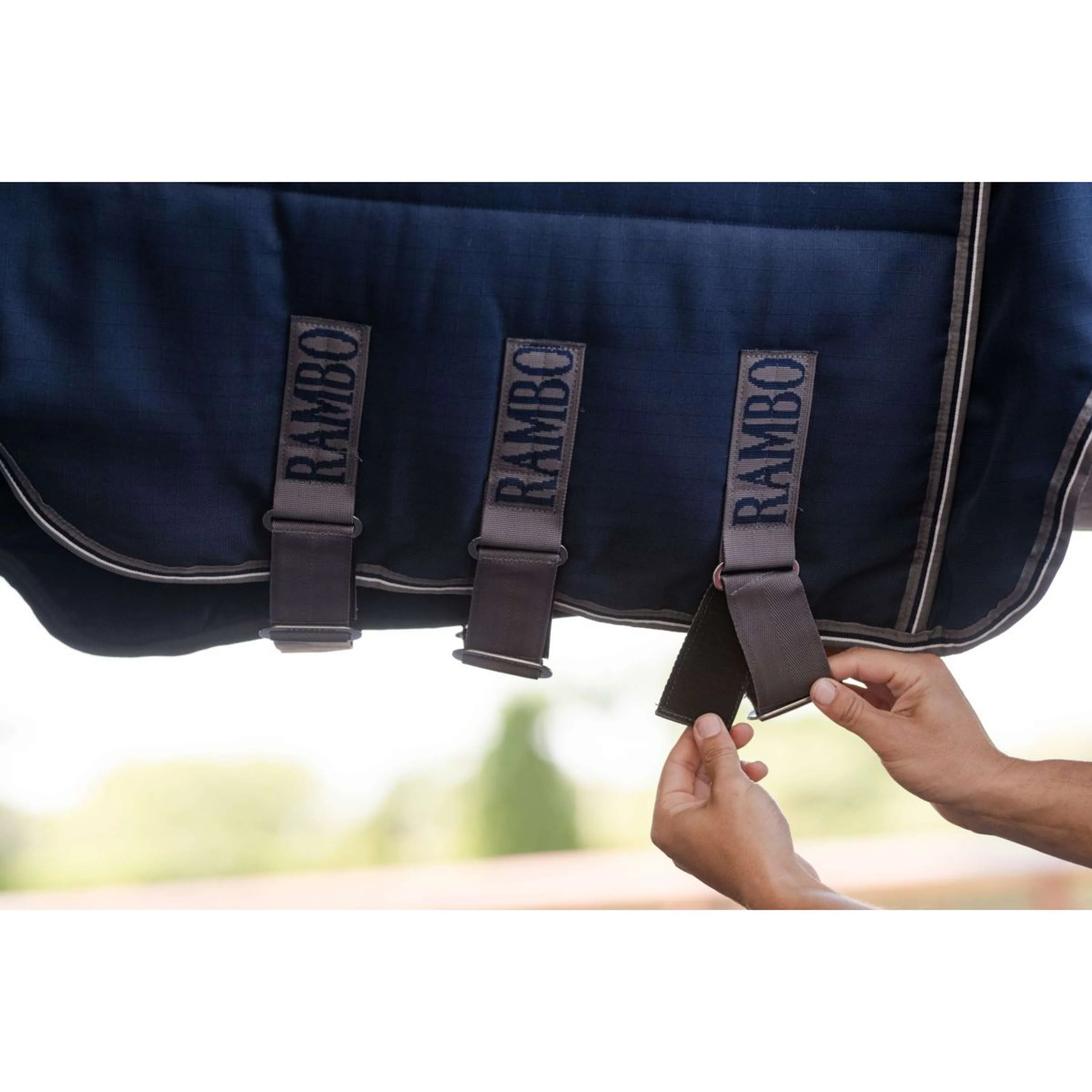 Rambo Optimo Stalldecke Plus 200g Navy/Thunderstorm Grey/Silver - Image 11