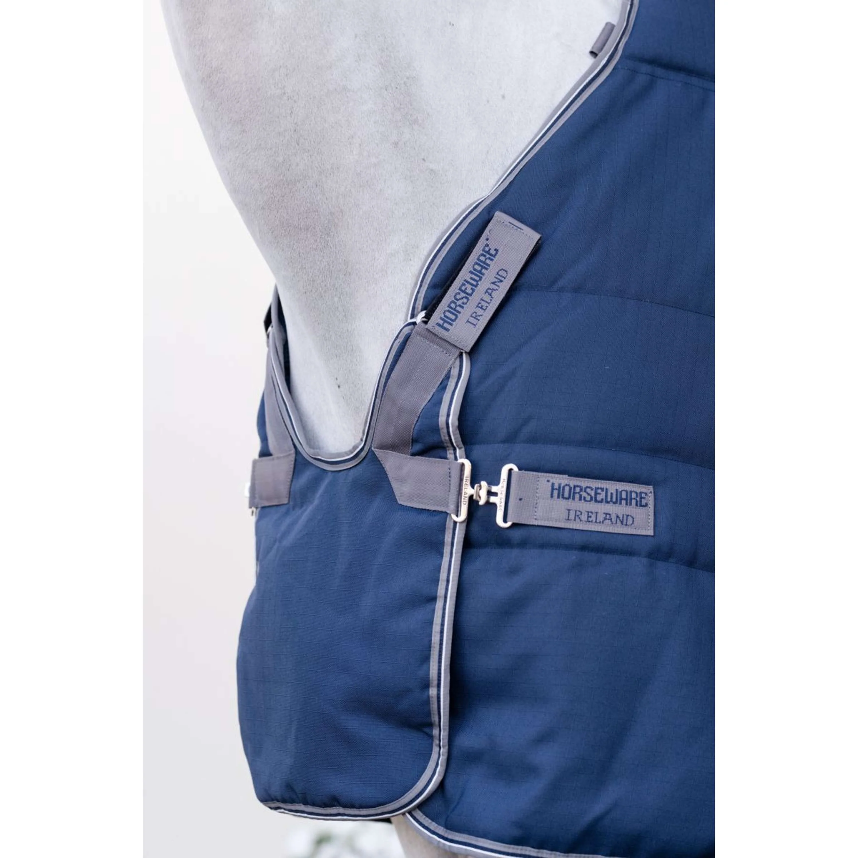 Rambo Optimo Stalldecke Plus 200g Navy/Thunderstorm Grey/Silver - Image 6