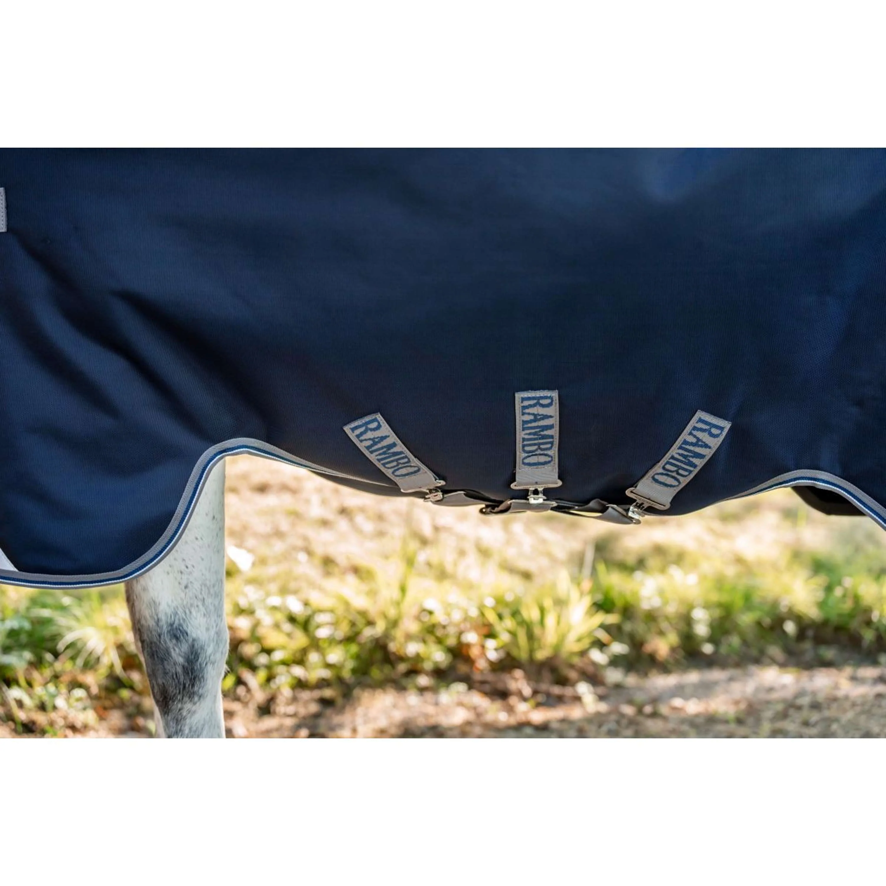 Rambo Turnout Rug 1680D Varilayer 450g Navy/Thunderstorm Grey/Silver - Image 5