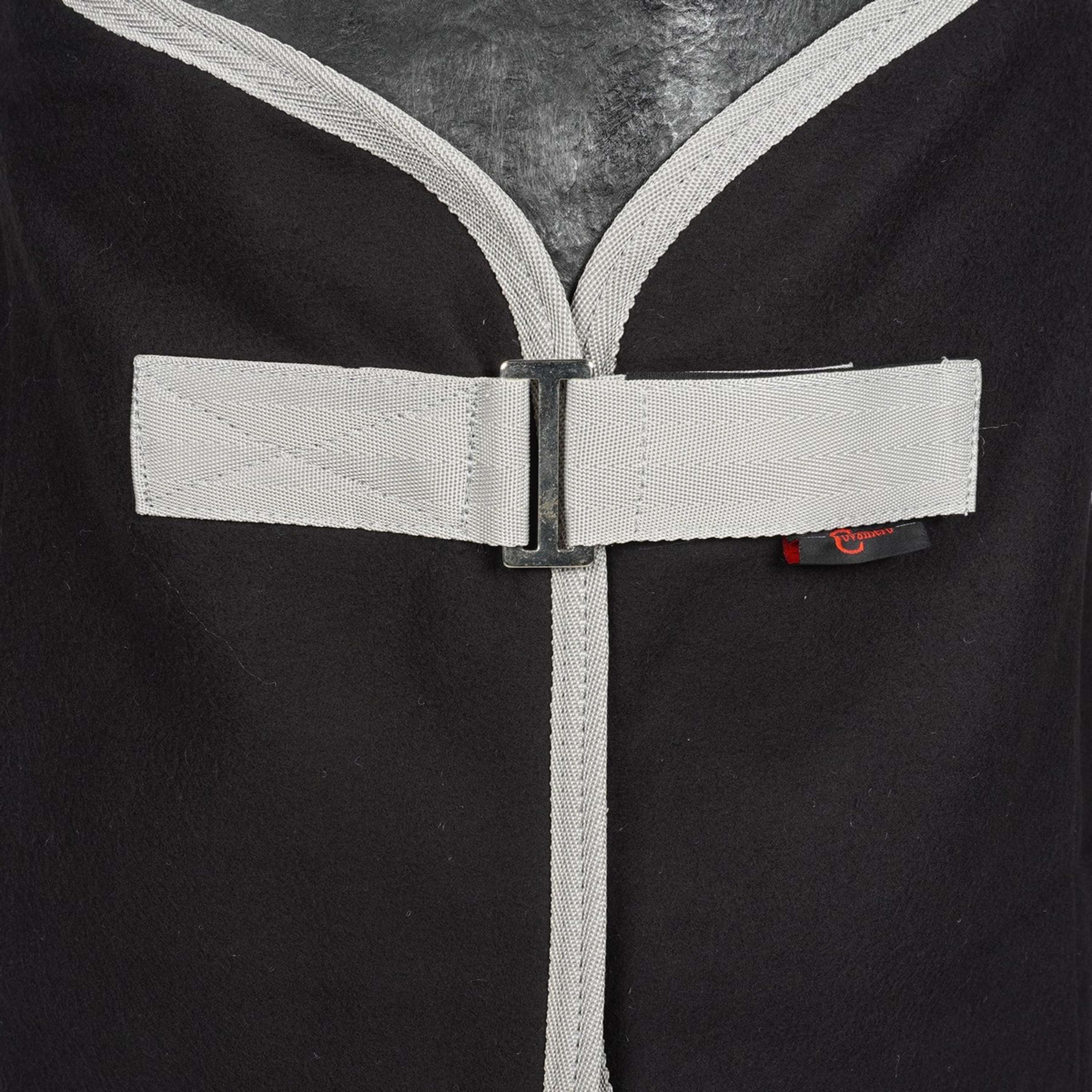 RugBe by Covalliero Fleecedecke Economic Schwarz - Image 4
